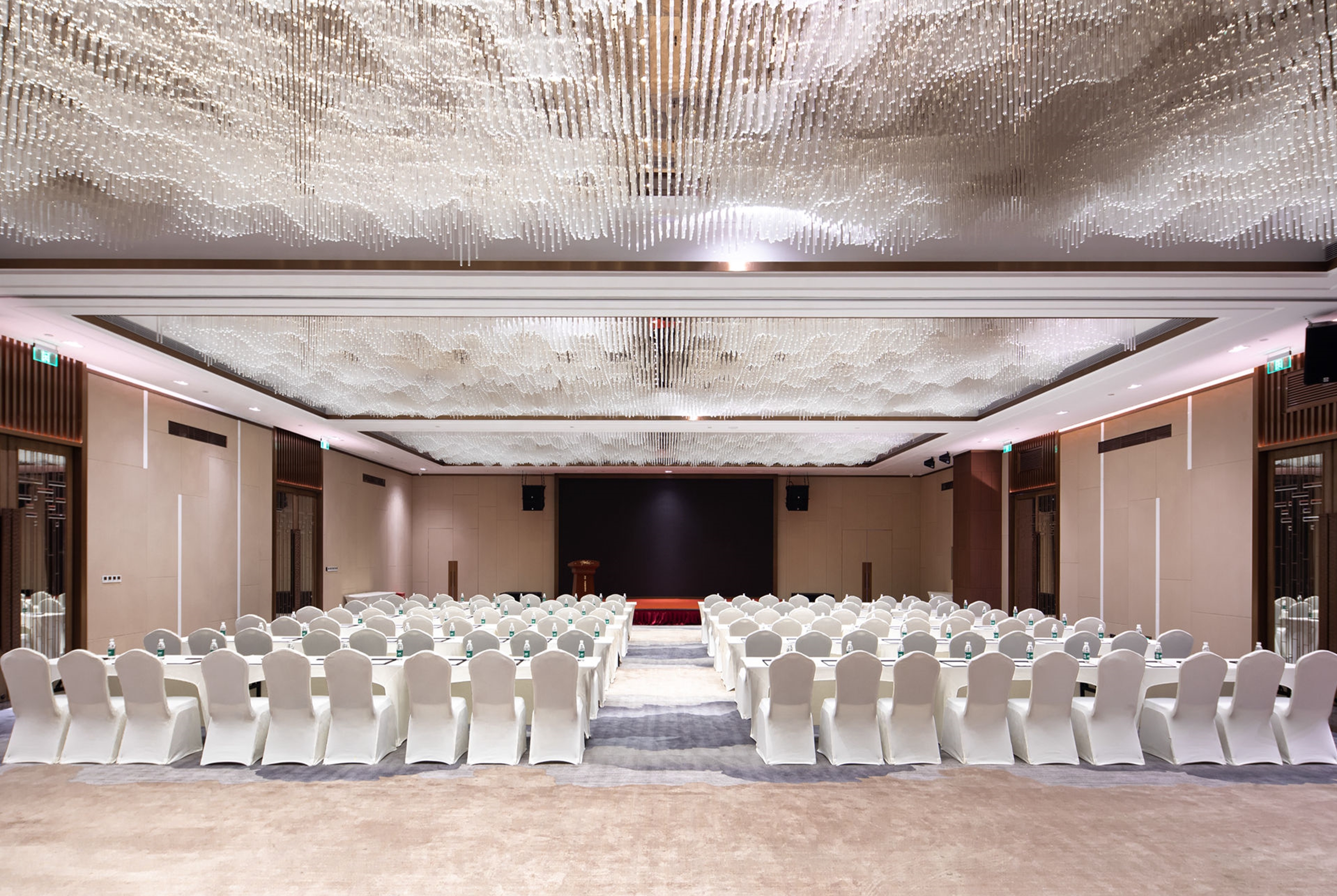 Meeting room at Wyndham Garden Shenzhen Longhua in Shenzhen, Other than US/Canada