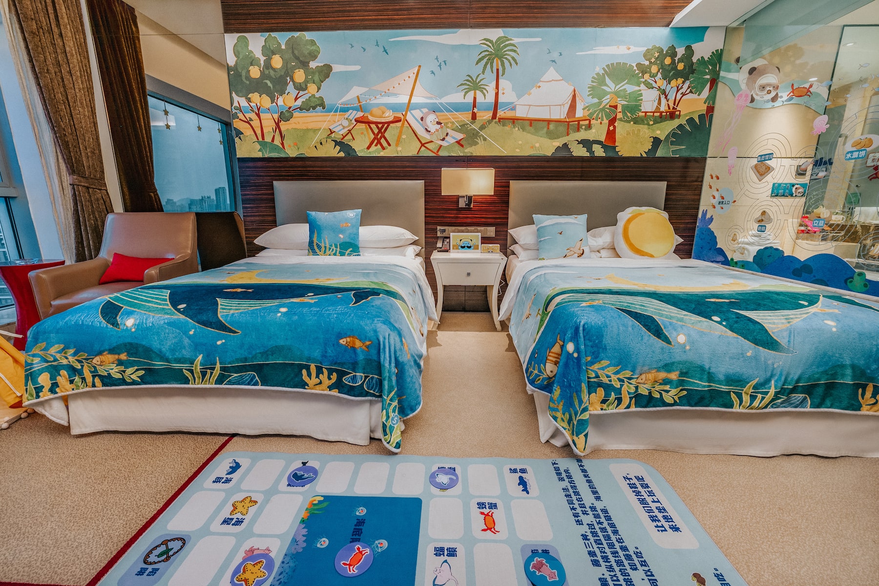 Guest room at the Wyndham Garden Yuhuan Downtown in Taizhou, Other than US/Canada