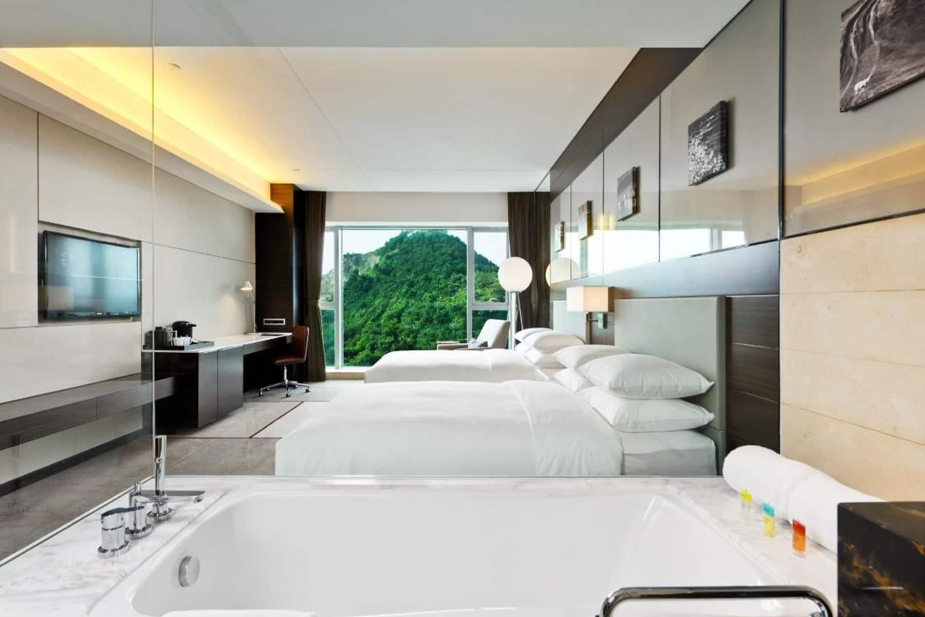 Guest room at the Wyndham Garden Yuhuan Downtown in Taizhou, Other than US/Canada