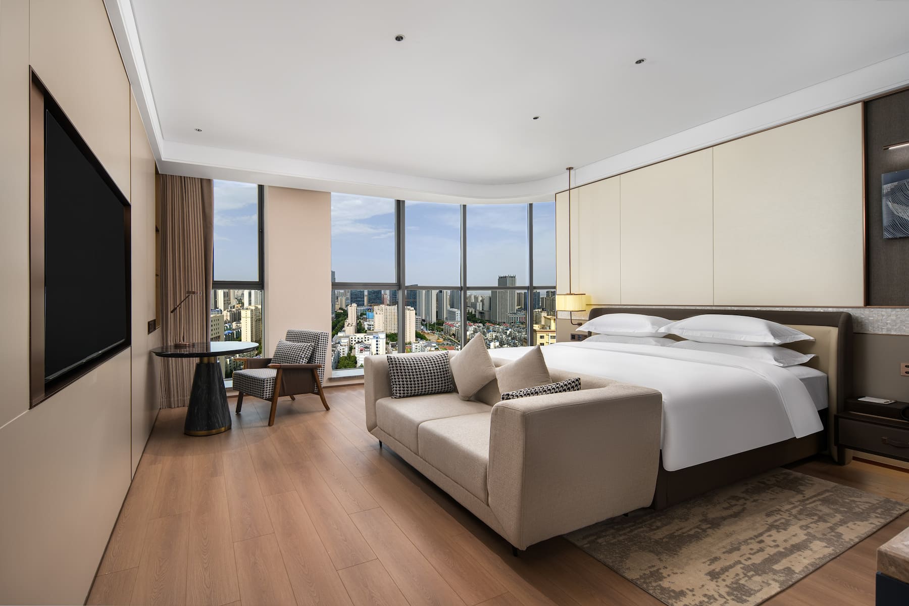 Guest room at the Wyndham Garden Urumqi Innovation Square in Urumqi, Other than US/Canada