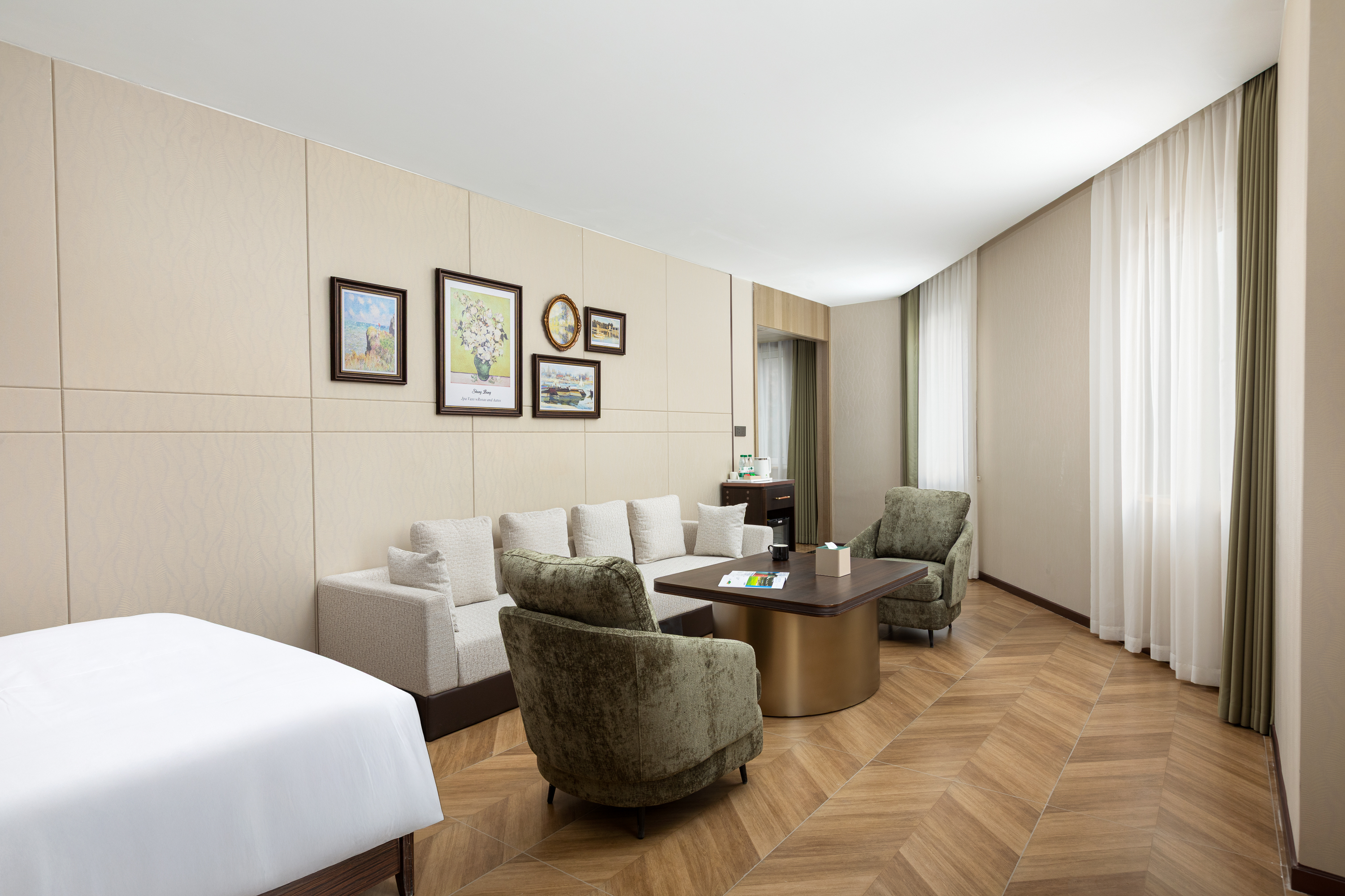 Guest room at the Wyndham Garden Urumchi Tianshan International Airport in Urumqi, Other than US/Canada