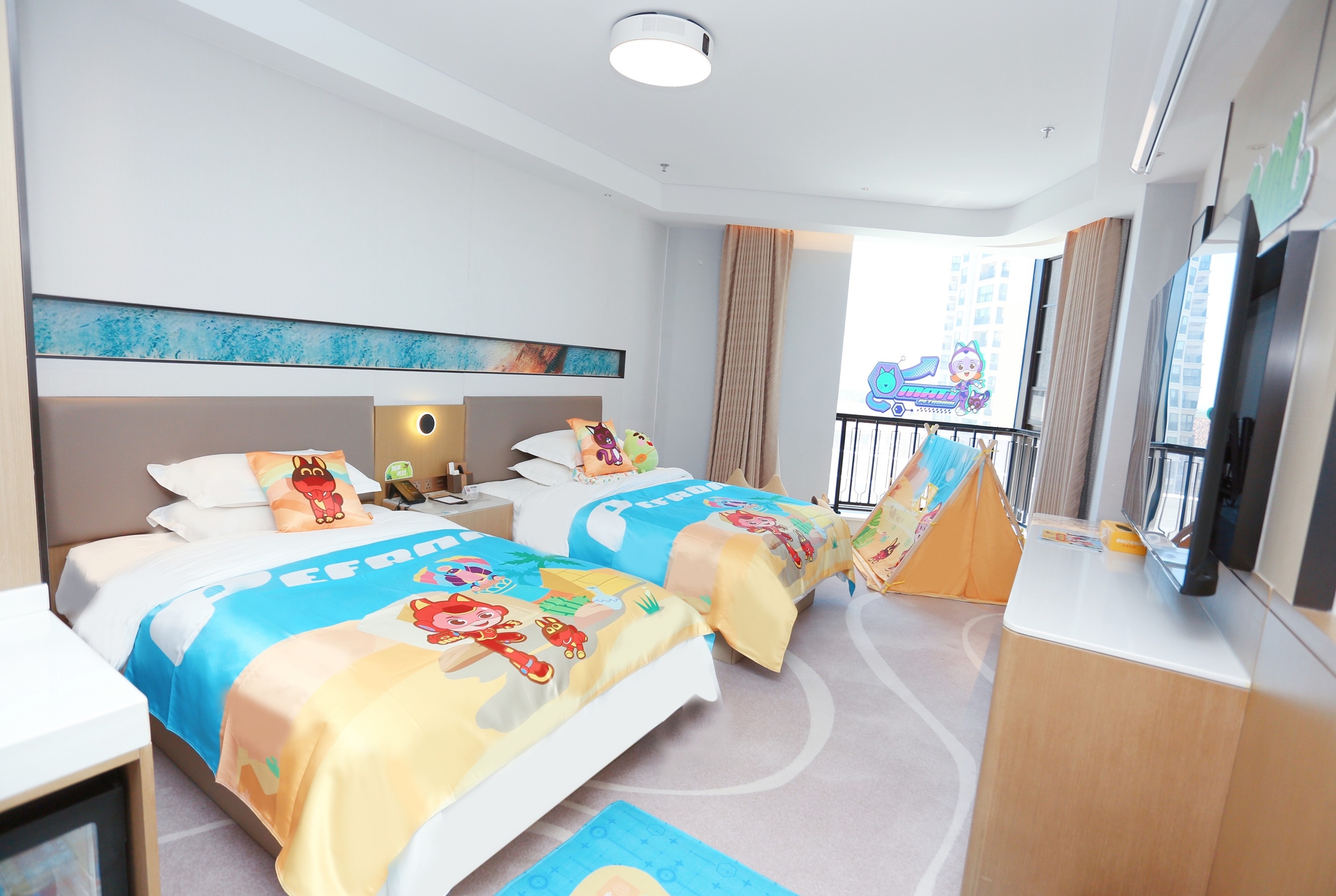 Guest room at the Wyndham Garden Weihai Dream Sea in Weihai, Other than US/Canada