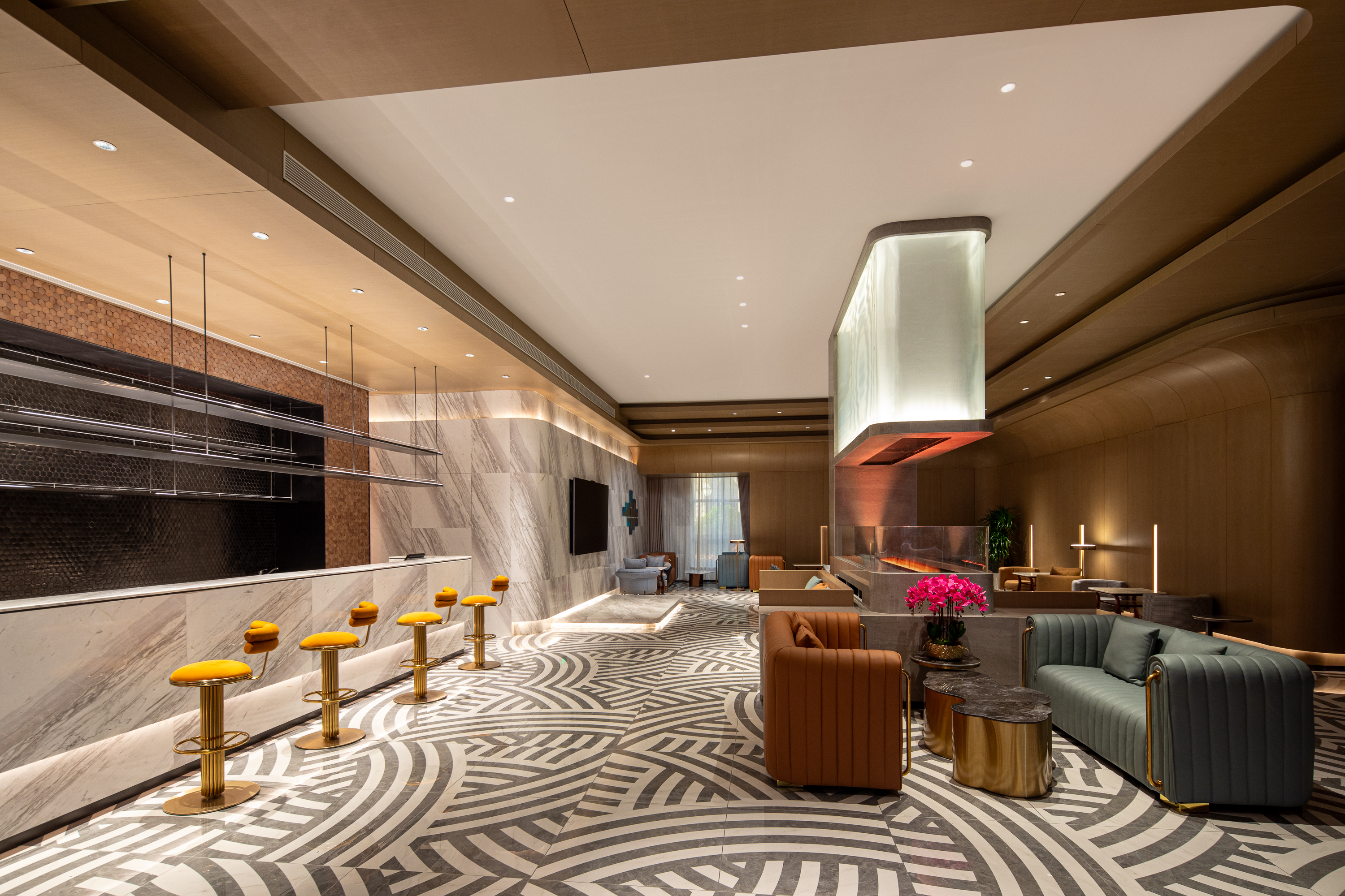 Wyndham Garden Weihai Dream Sea lobby bar in Weihai, Other than US/Canada