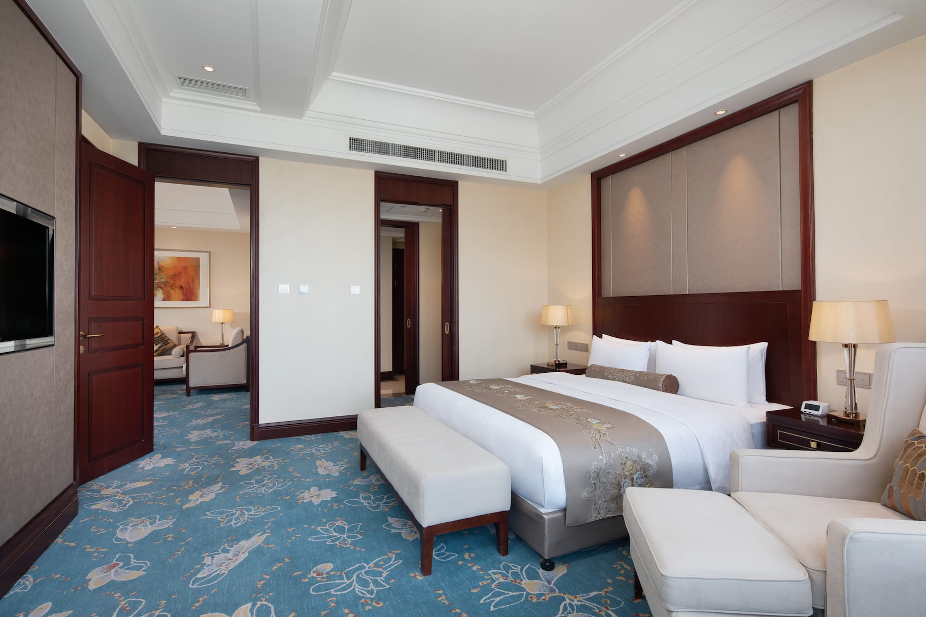 Wyndham Garden Wuxi Huishan suite in WUXI, Other than US/Canada