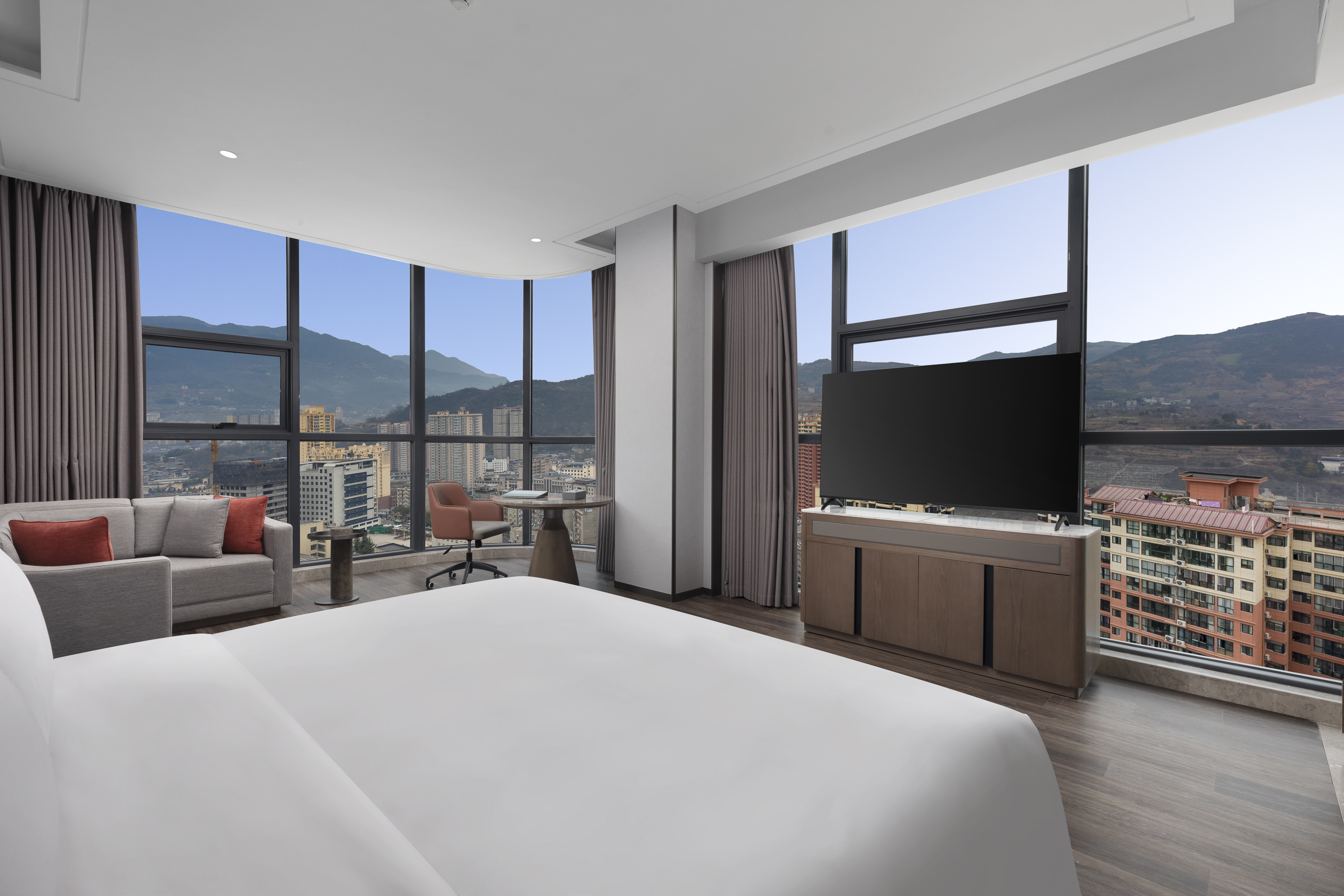 Guest room at the Wyndham Garden Xunyang Downtown in Xunyang, Other than US/Canada