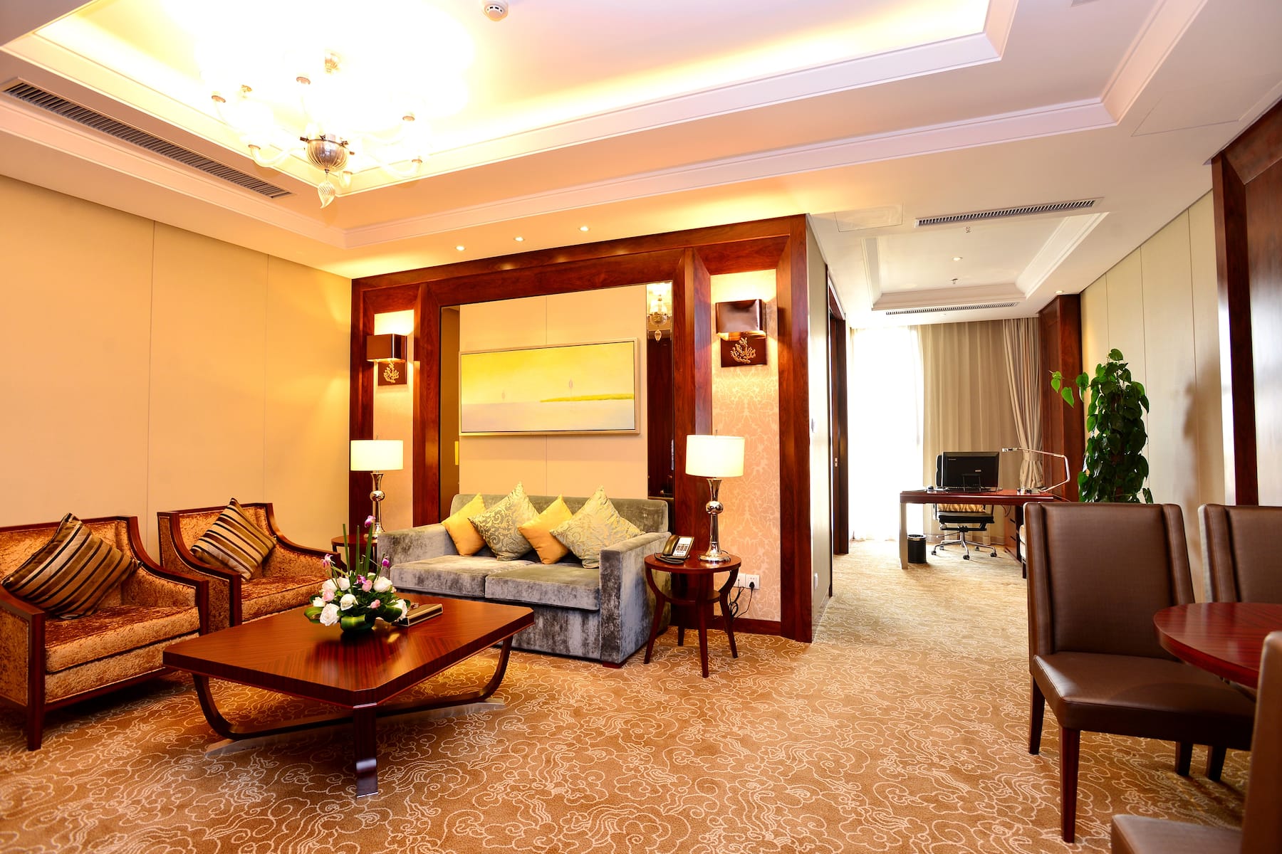 Guest room at the Wyndham Garden Zhengzhou East in Zhengzhou, Other than US/Canada