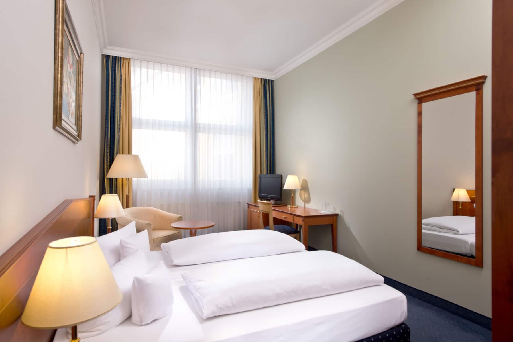 Guest room at the Wyndham Garden Berlin Mitte in Berlin, Other than US/Canada
