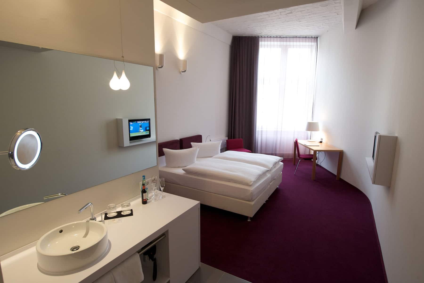 Guest room at the Wyndham Garden Berlin Mitte in Berlin, Other than US/Canada