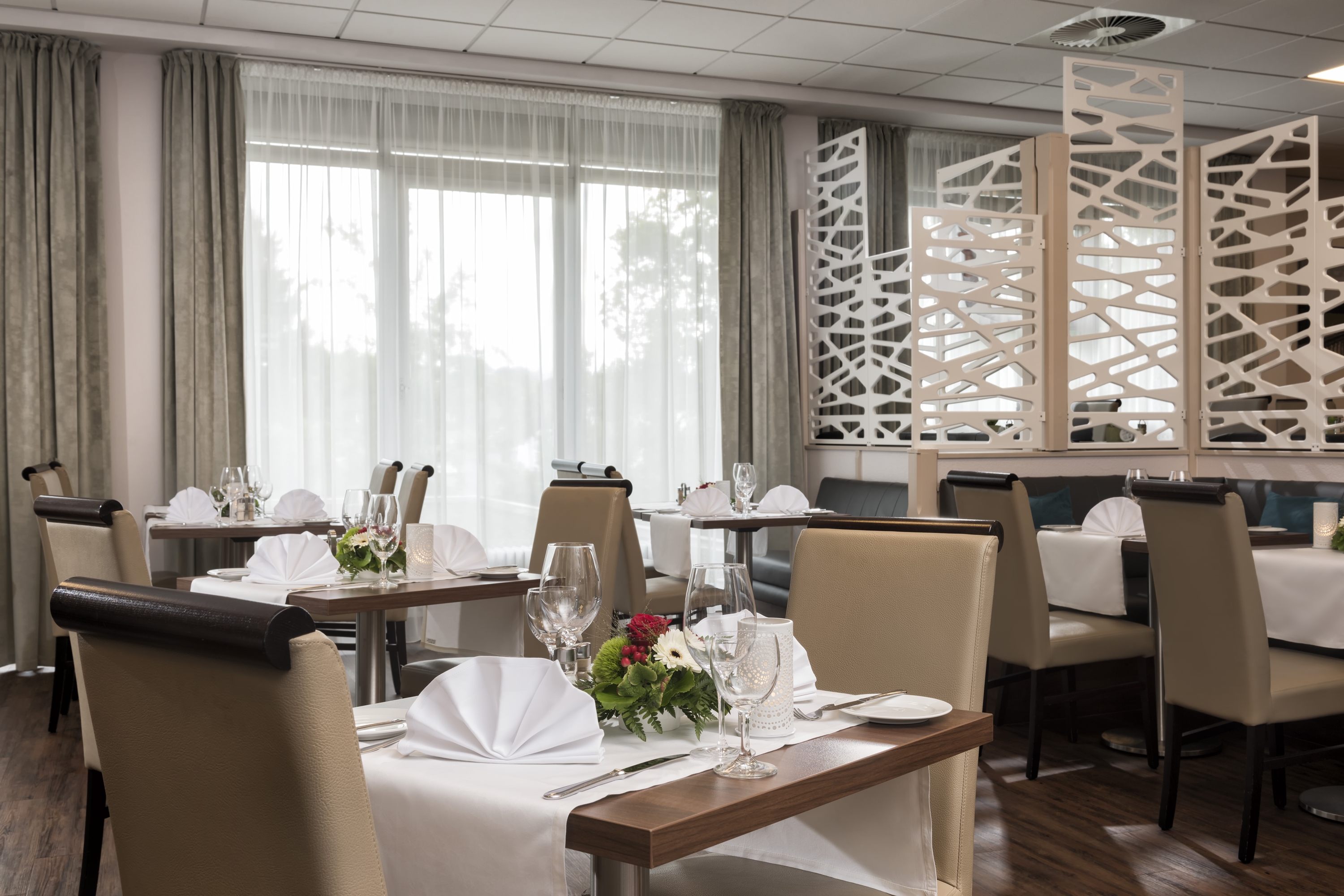 Wyndham Garden Kassel restaurant in Kassel, Other than US/Canada