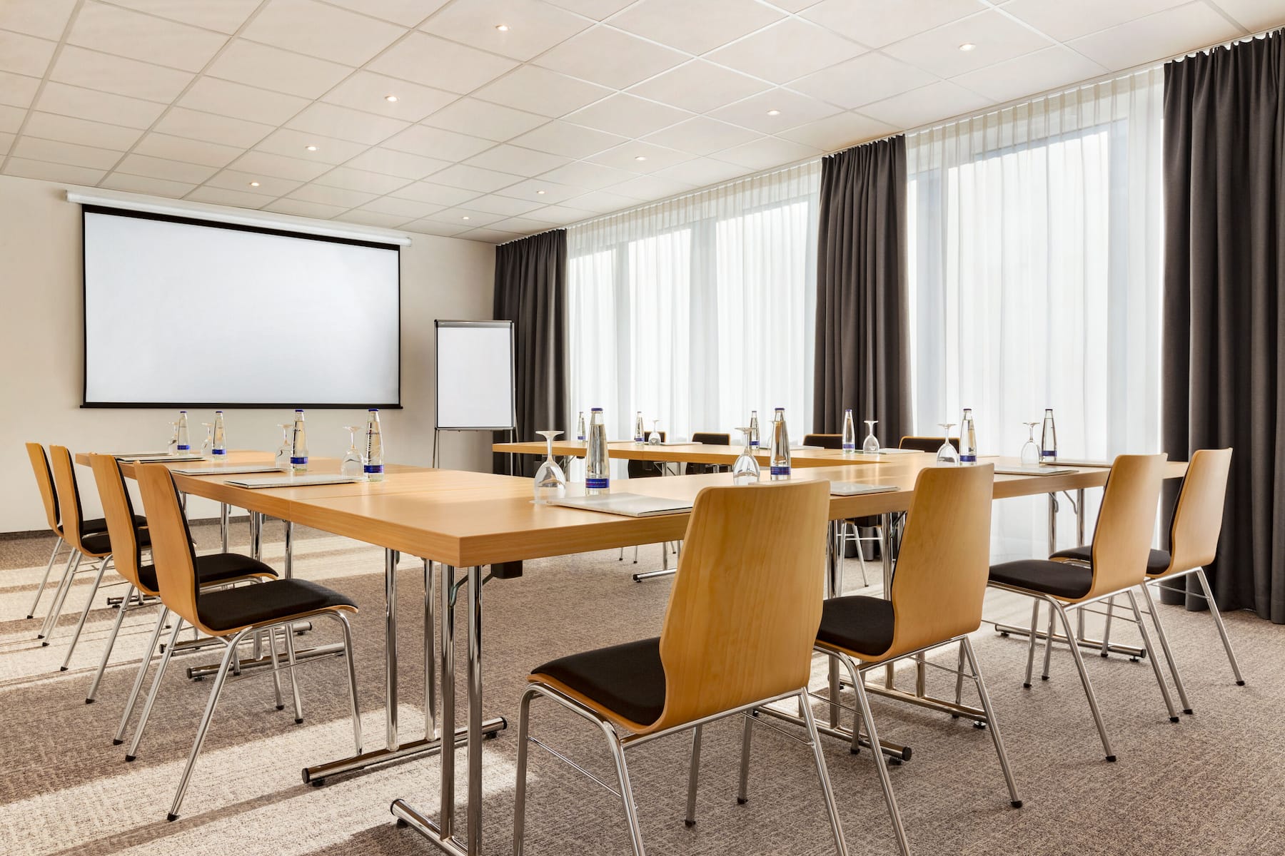 U-shape meeting room at Wyndham Garden Munich Messe in Munich, Other than US/Canada