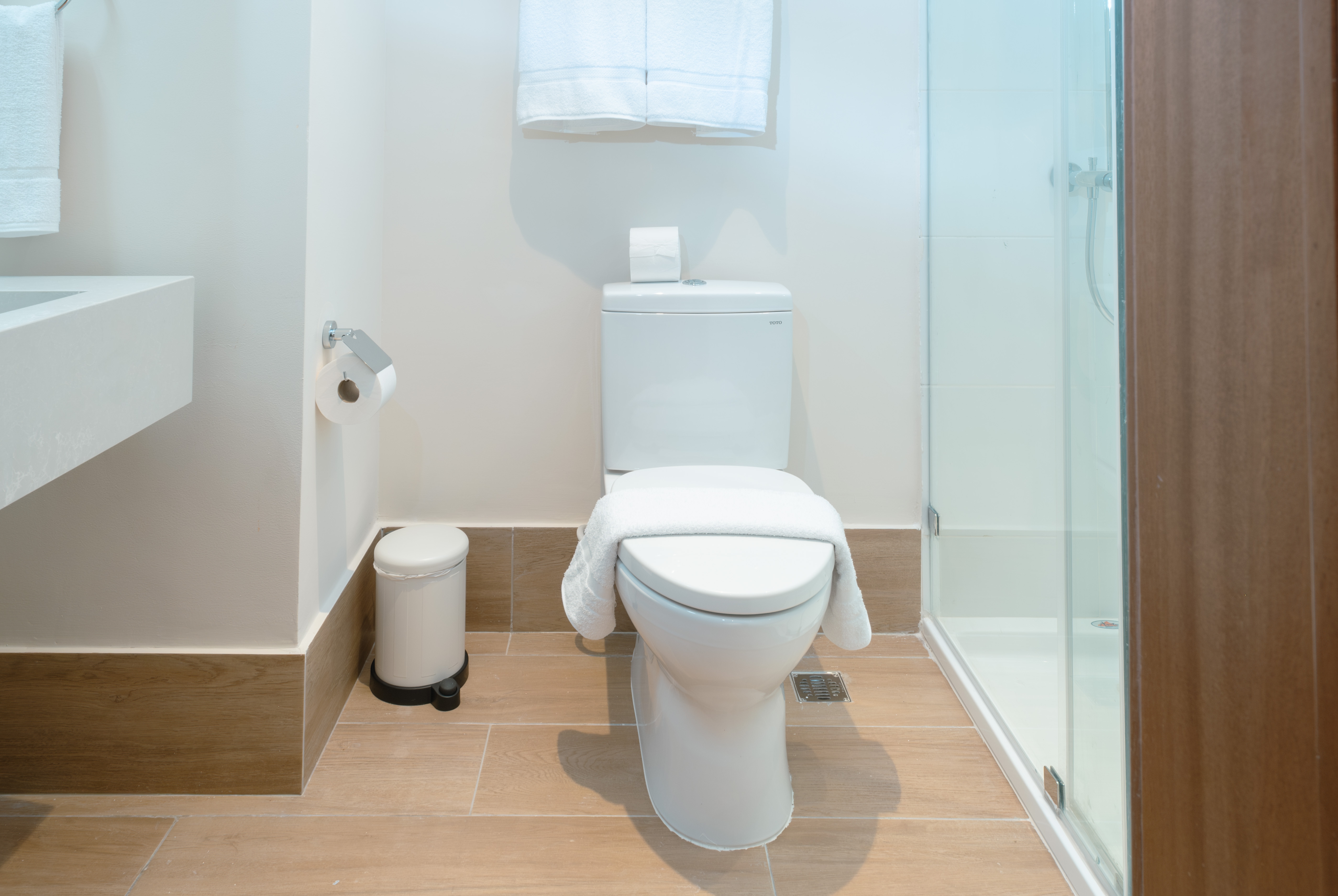 Guest room bath at the Wyndham Garden El Morro Montecristi in Montecristi, Other than US/Canada