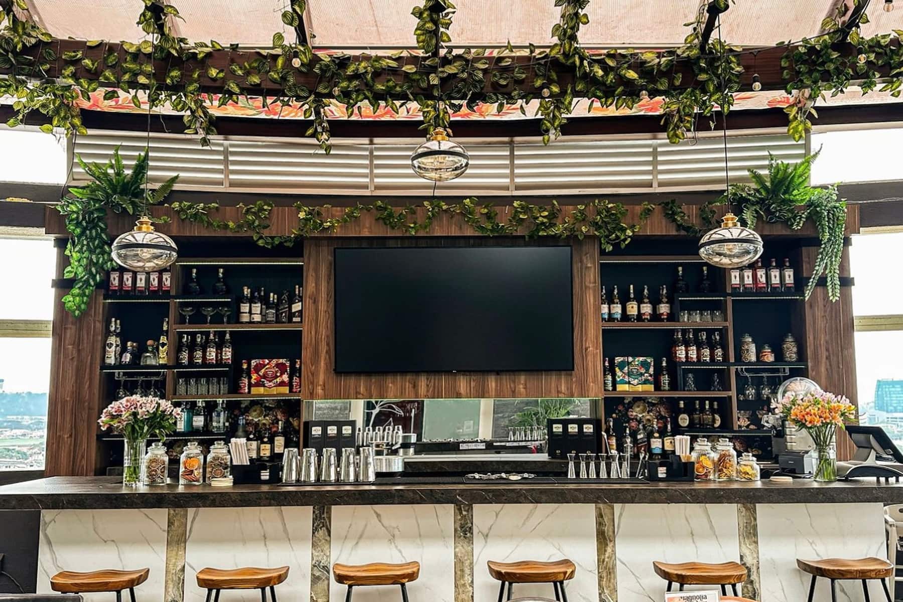 Bar at Wyndham Garden Guayaquil in Guayaquil, Other than US/Canada