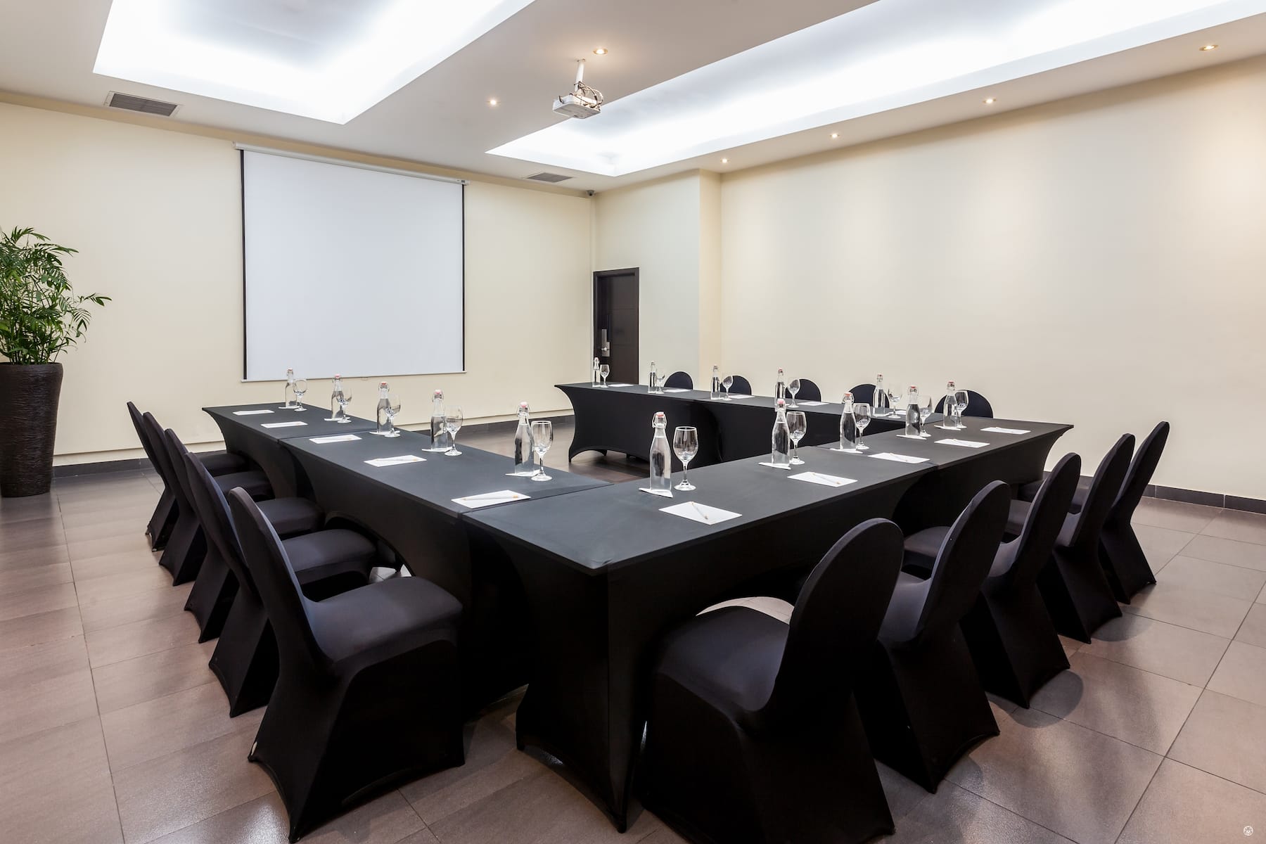 Meeting room at Wyndham Garden Guayaquil in Guayaquil, Other than US/Canada