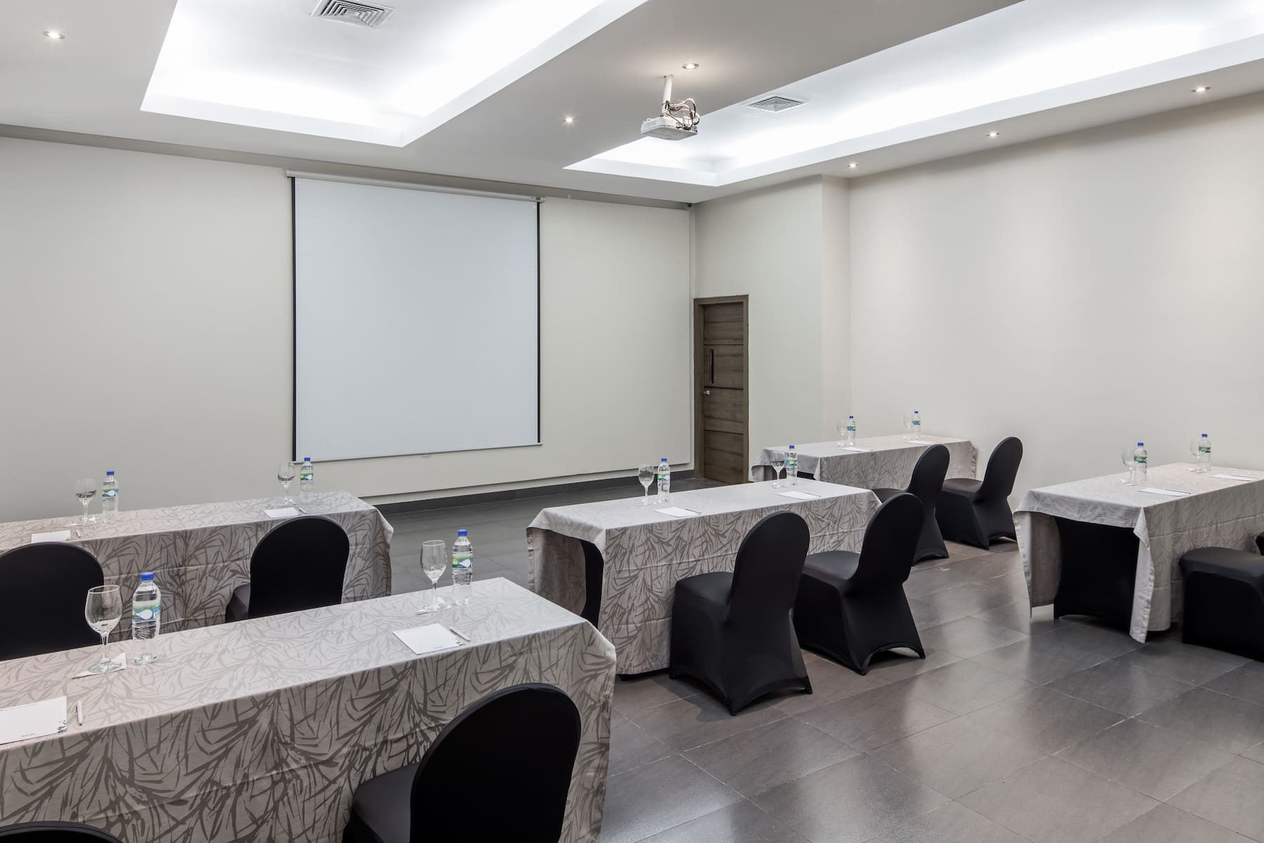 Meeting room at Wyndham Garden Guayaquil in Guayaquil, Other than US/Canada