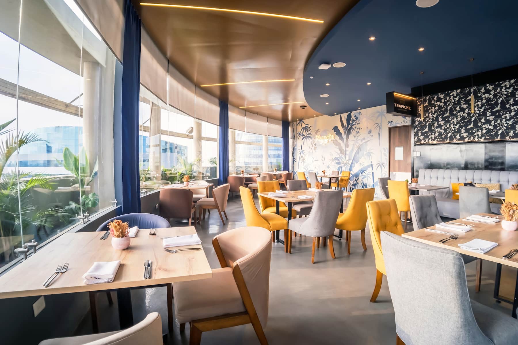 Wyndham Garden Guayaquil restaurant in Guayaquil, Other than US/Canada