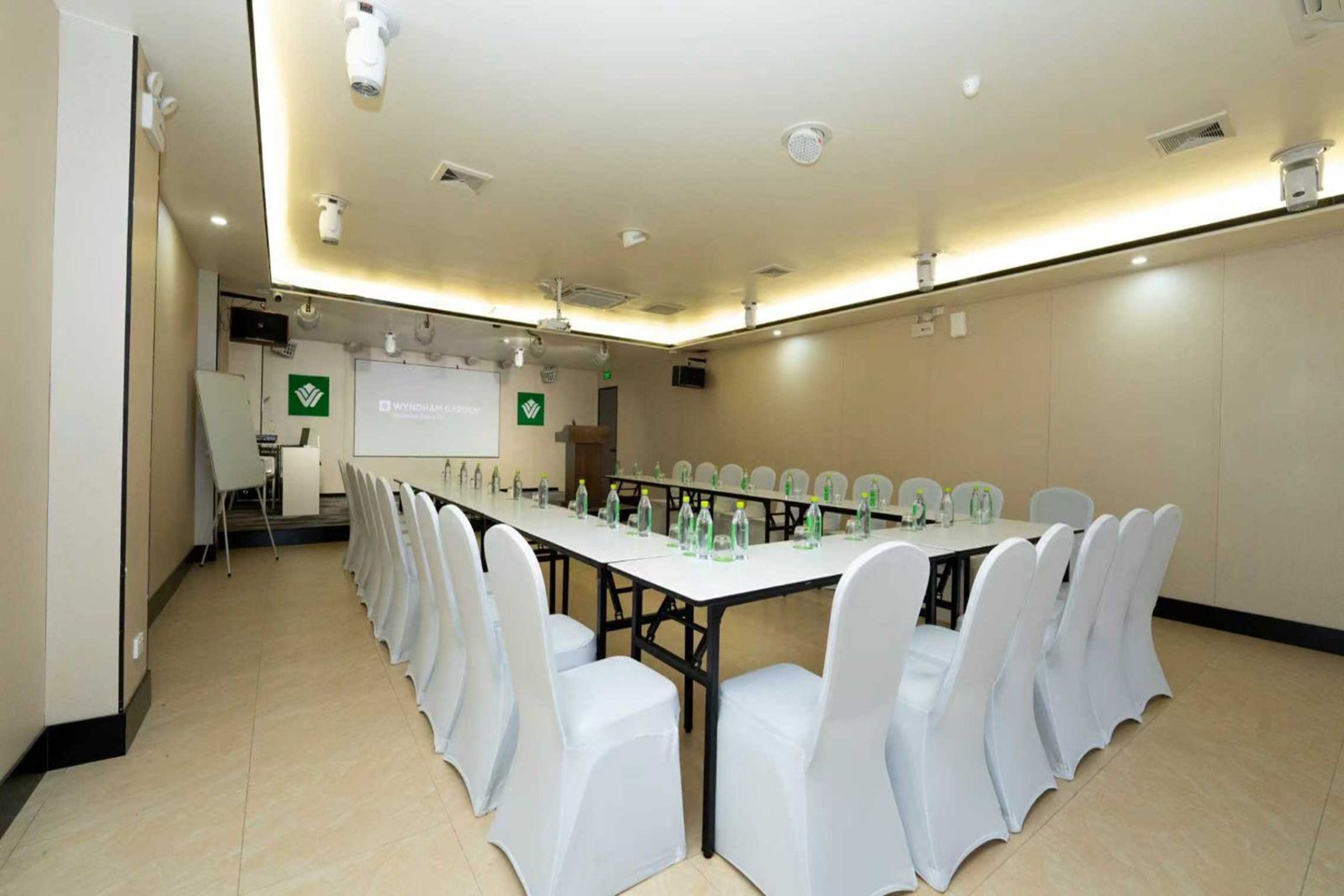 Conference room at Wyndham Garden Wailoaloa Beach Fiji in Nadi, Other than US/Canada