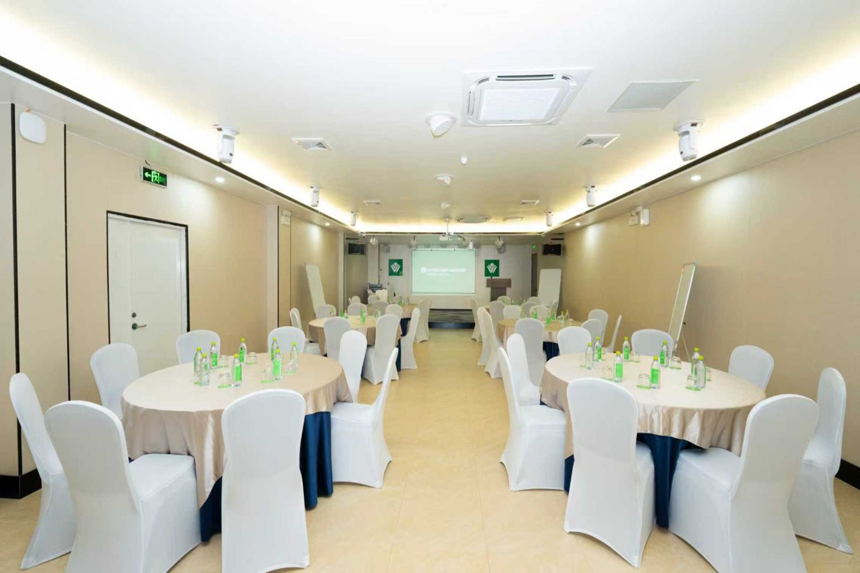 Conference room at Wyndham Garden Wailoaloa Beach Fiji in Nadi, Other than US/Canada