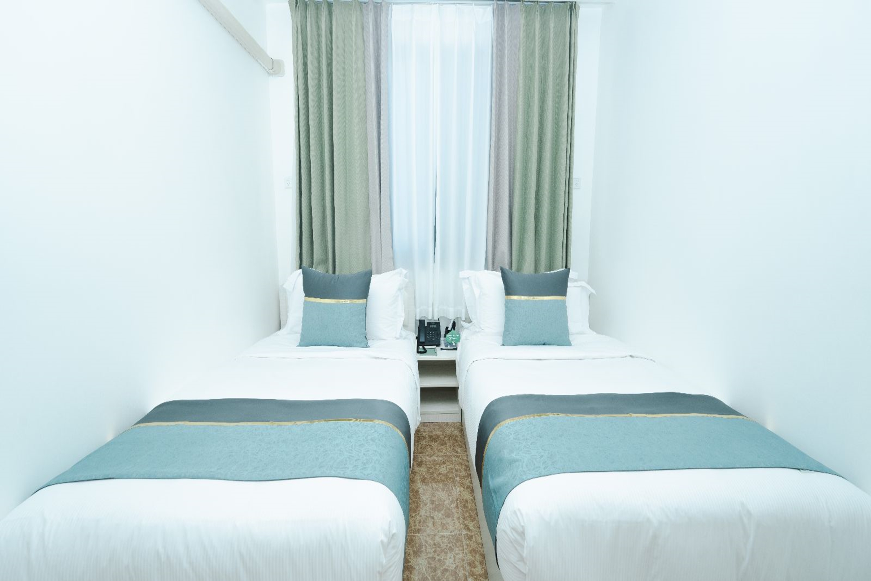 Guest room at the Wyndham Garden Wailoaloa Beach Fiji in Nadi, Other than US/Canada