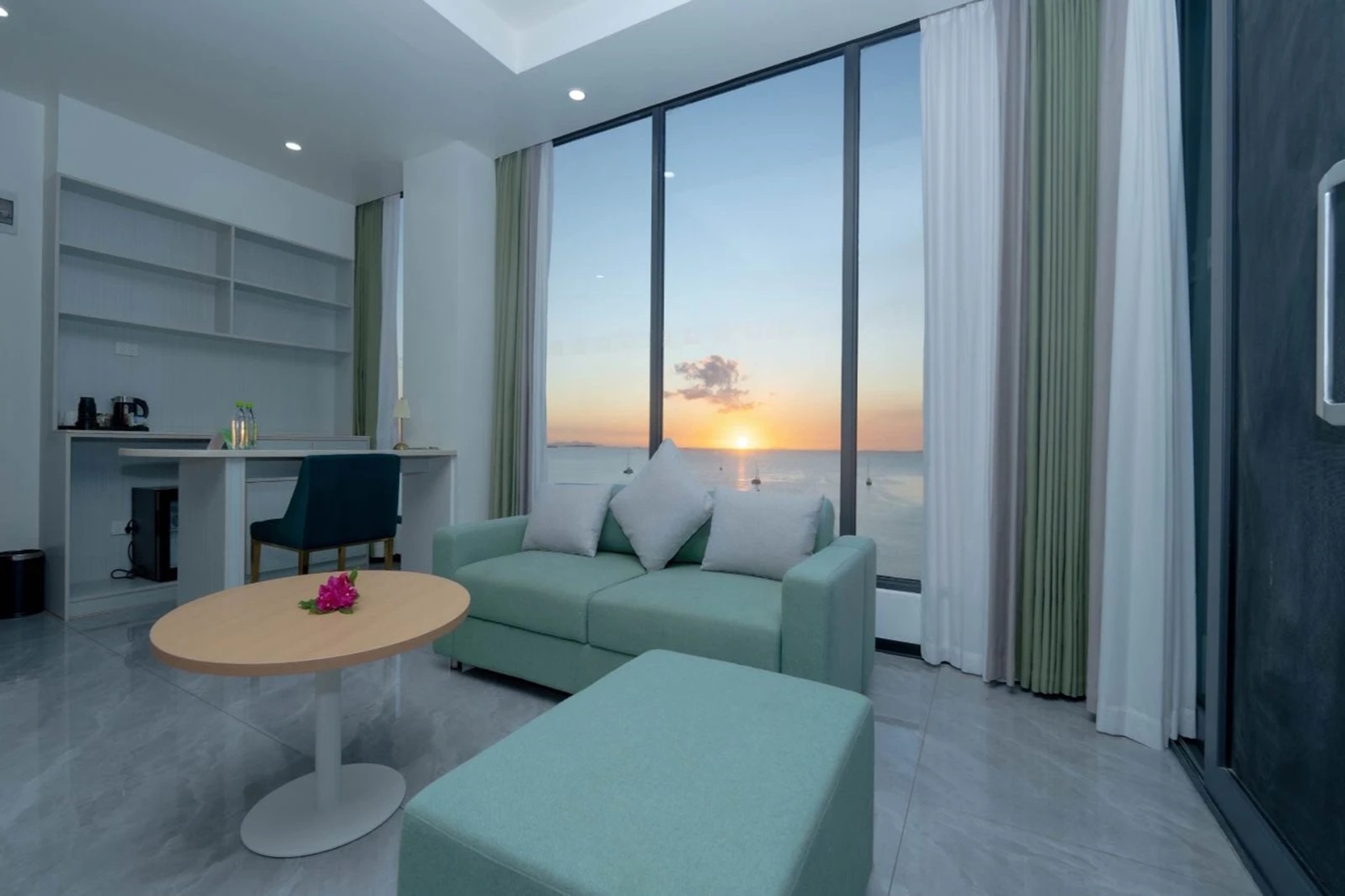 Guest room at the Wyndham Garden Wailoaloa Beach Fiji in Nadi, Other than US/Canada