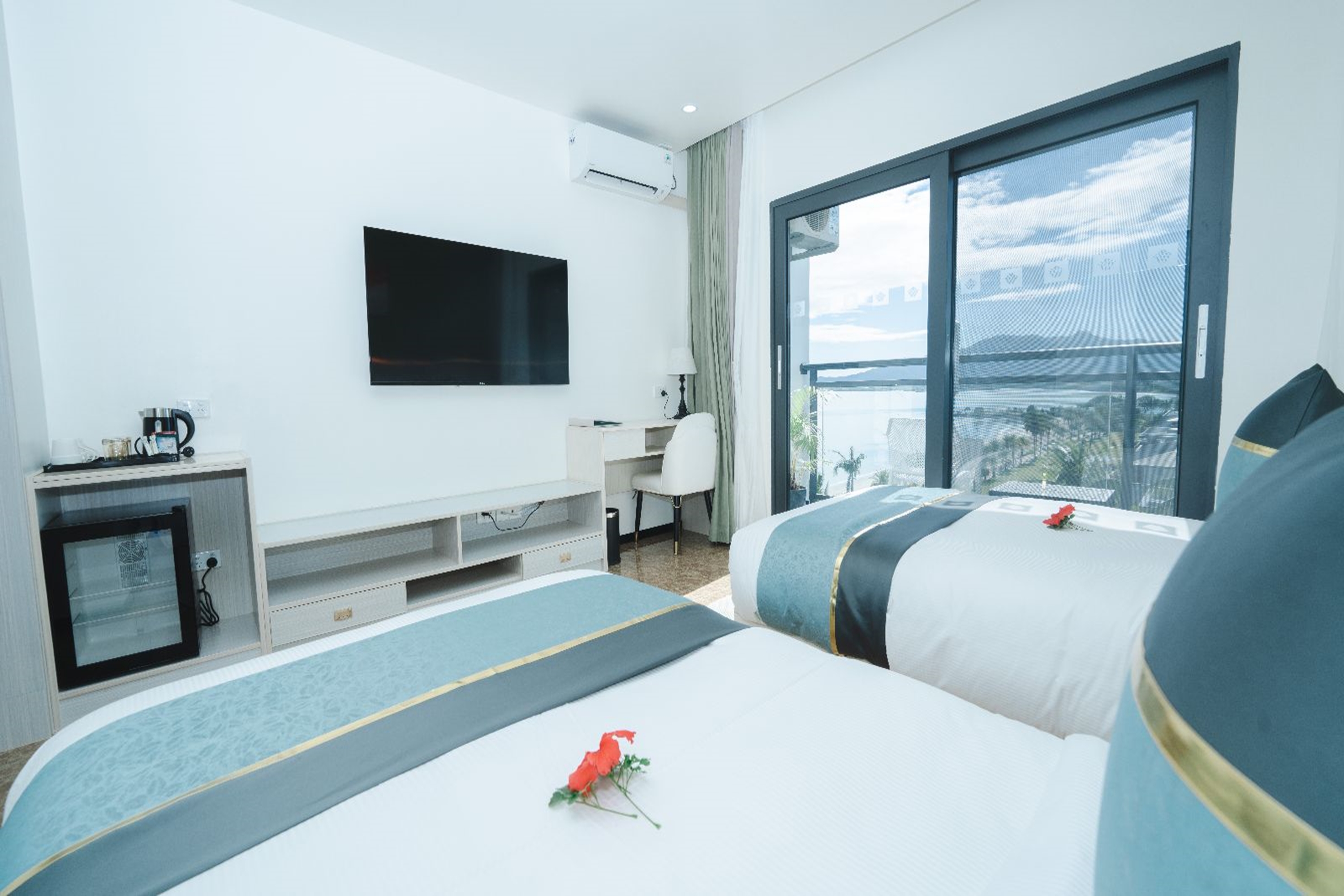 Guest room at the Wyndham Garden Wailoaloa Beach Fiji in Nadi, Other than US/Canada