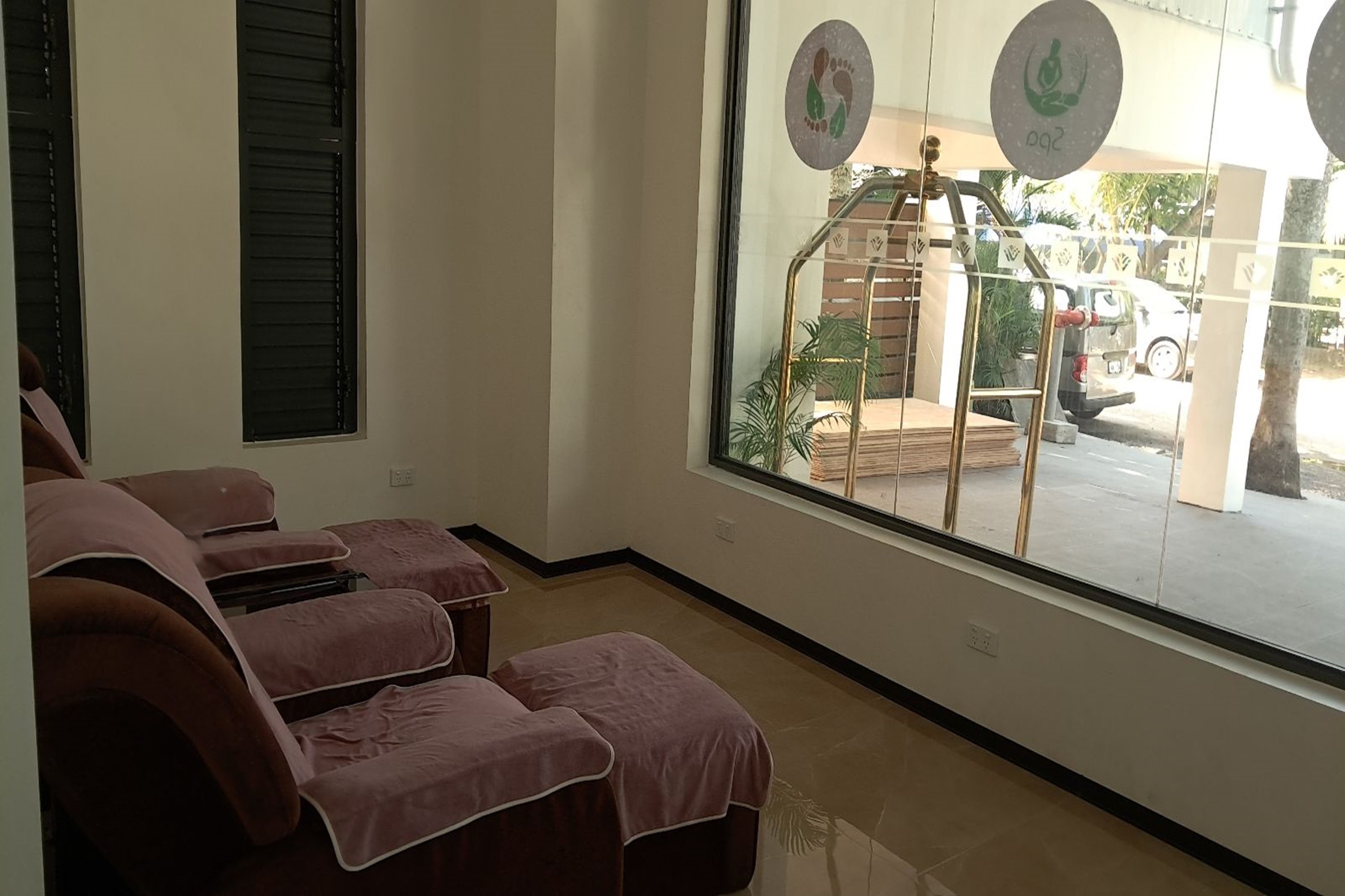 Wyndham Garden Wailoaloa Beach Fiji spa in Nadi, Other than US/Canada