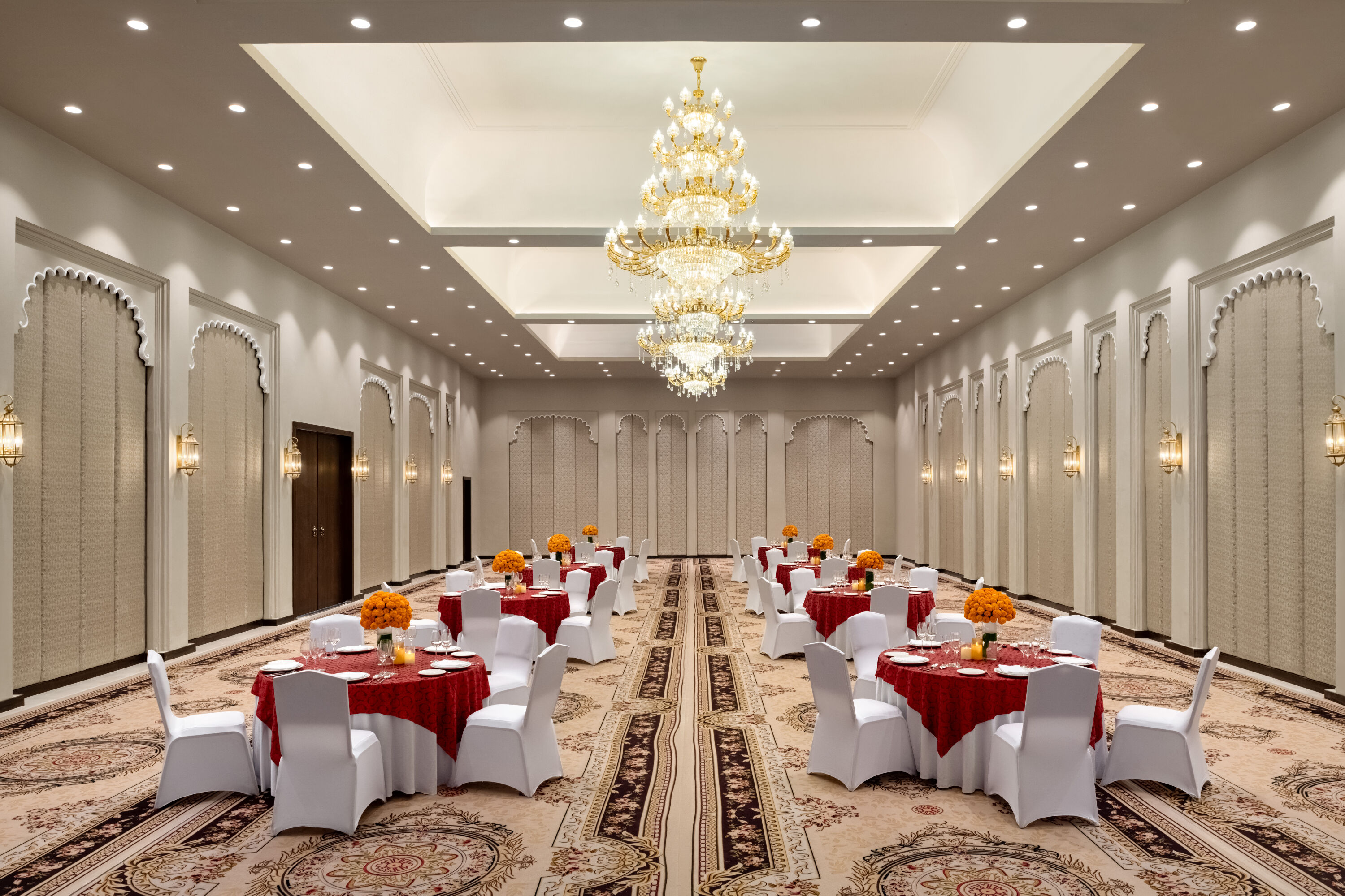 Wyndham Garden Udaipur Bhuwana ballroom banquet rounds in Udaipur, Other than US/Canada