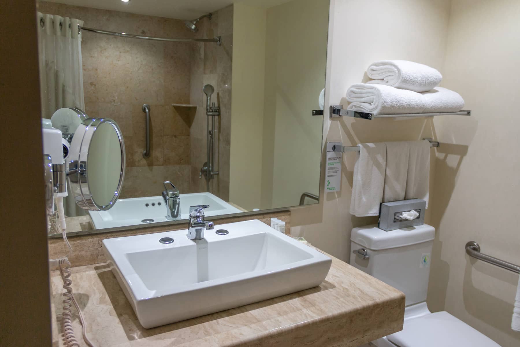 Guest room bath at the Wyndham Garden Guadalajara Expo in Guadalajara, Other than US/Canada