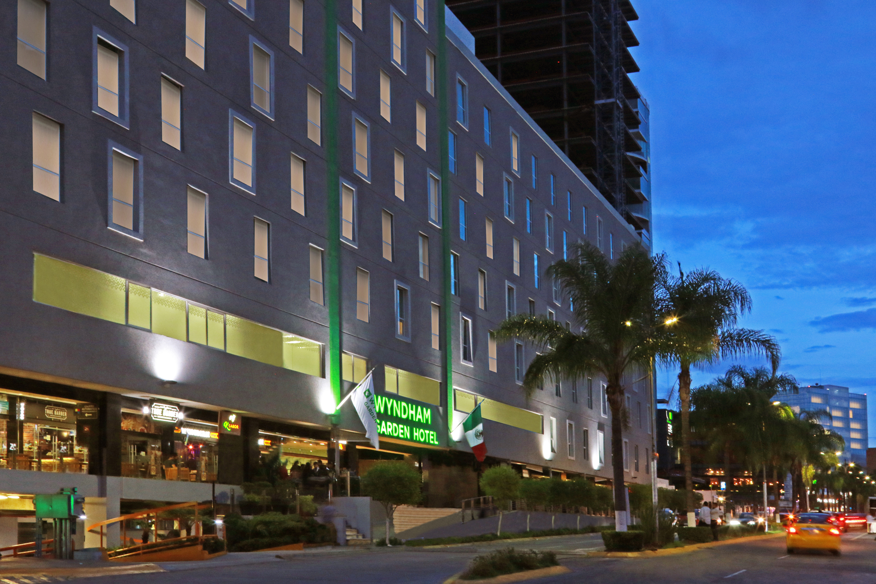 Exterior of Wyndham Garden Guadalajara Acueducto hotel in Guadalajara, Other than US/Canada