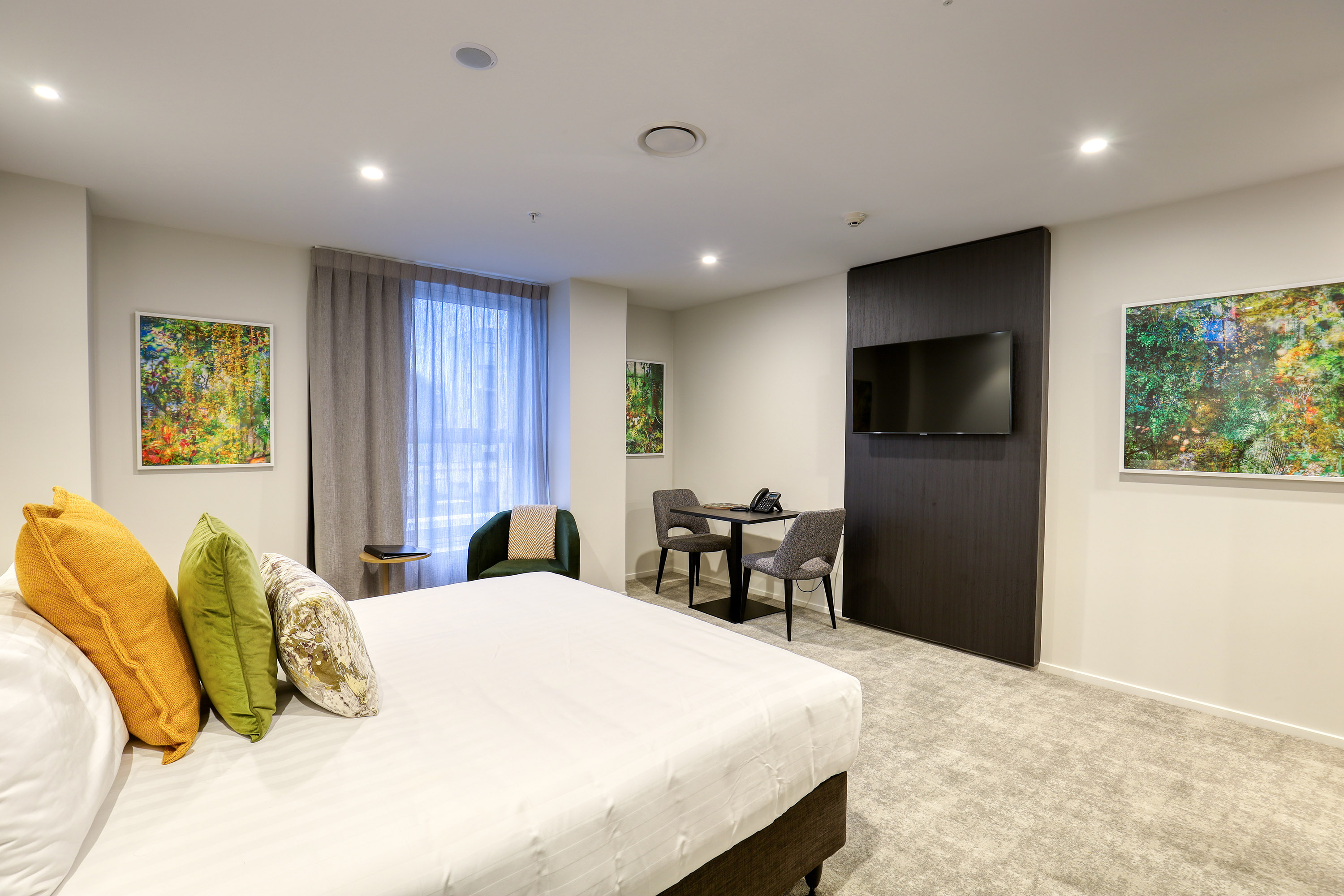 Guest room at the Wyndham Garden Christchurch Kilmore Street in Christchurch, Other than US/Canada