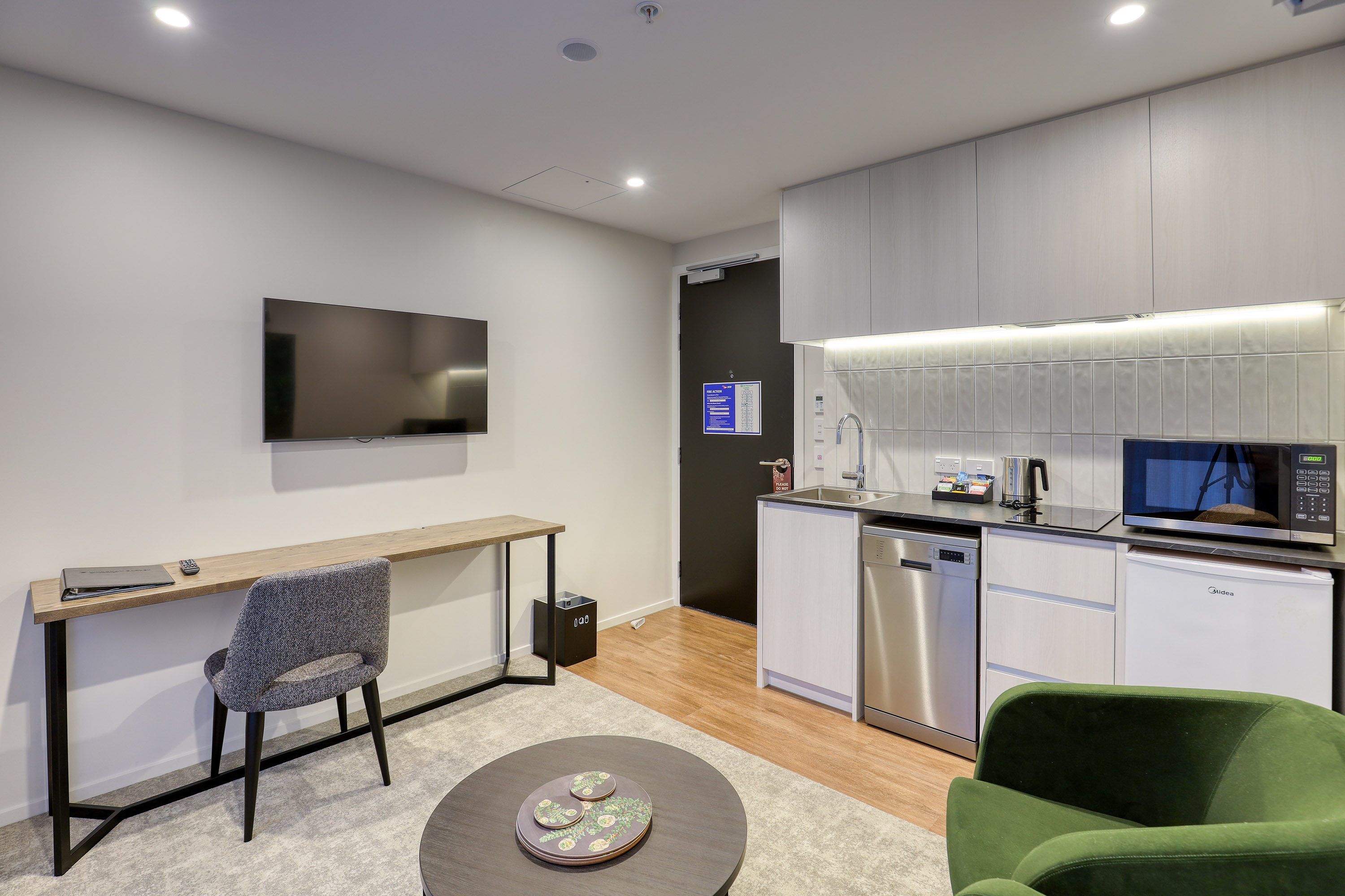 Guest room at the Wyndham Garden Christchurch Kilmore Street in Christchurch, Other than US/Canada