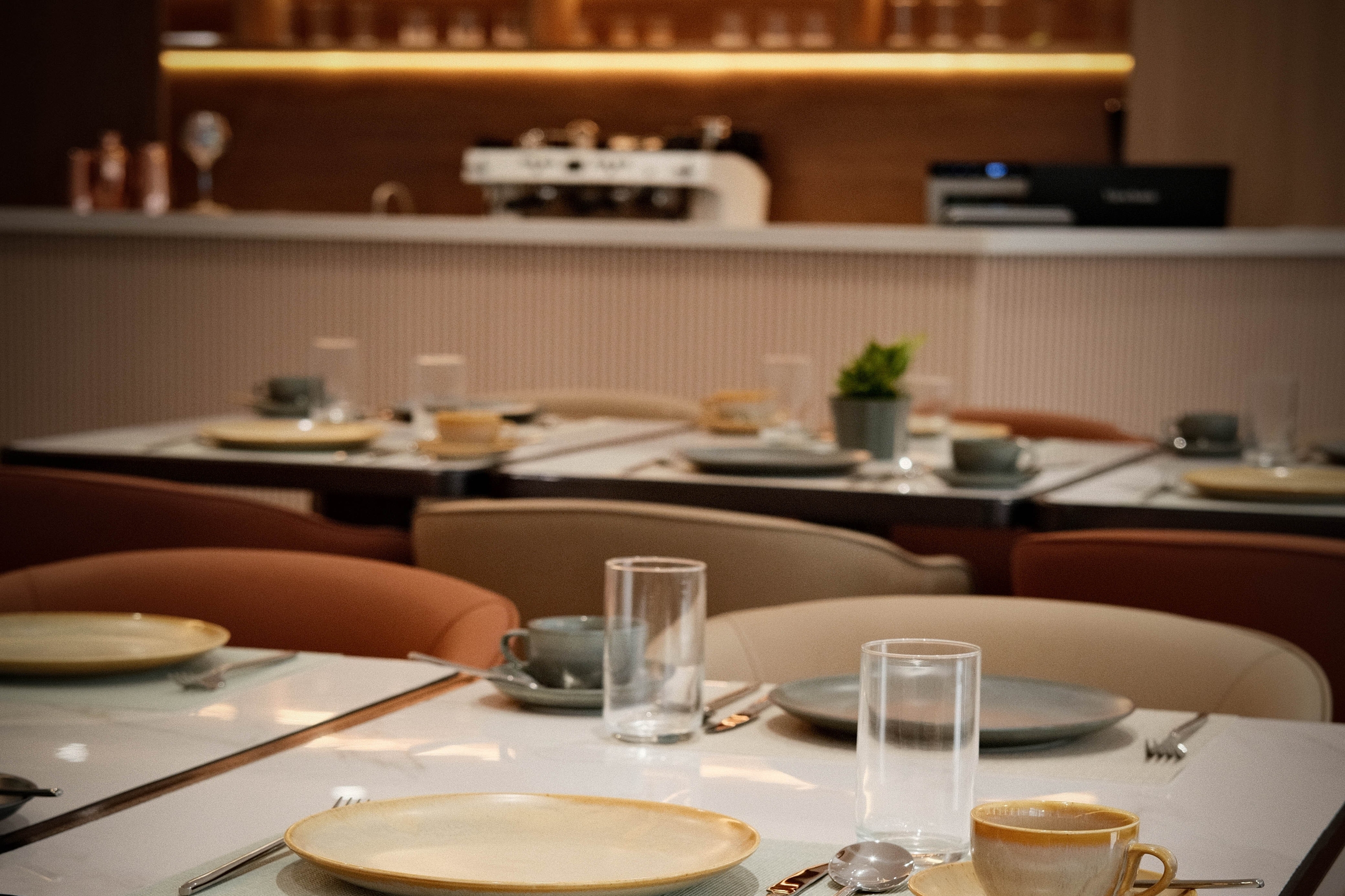 Wyndham Garden Manila Bay restaurant in Manila, Other than US/Canada