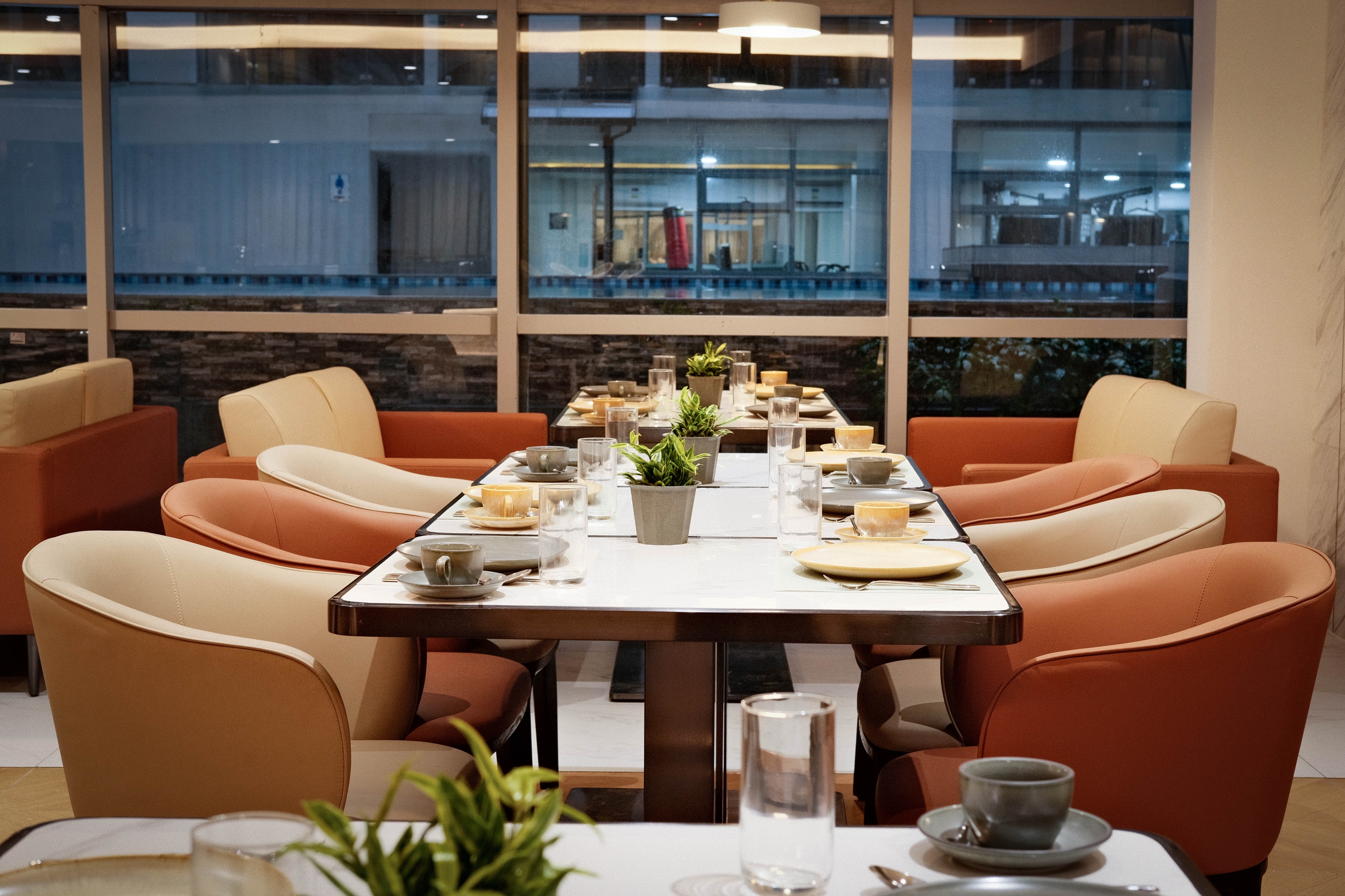 Wyndham Garden Manila Bay restaurant in Manila, Other than US/Canada