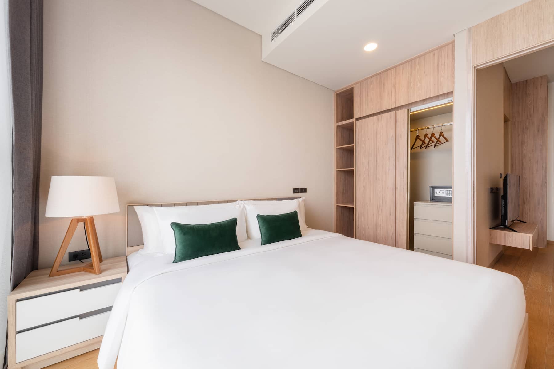 Guest room at the Wyndham Garden Bangkok Sukhumvit 42 in Bangkok, Other than US/Canada