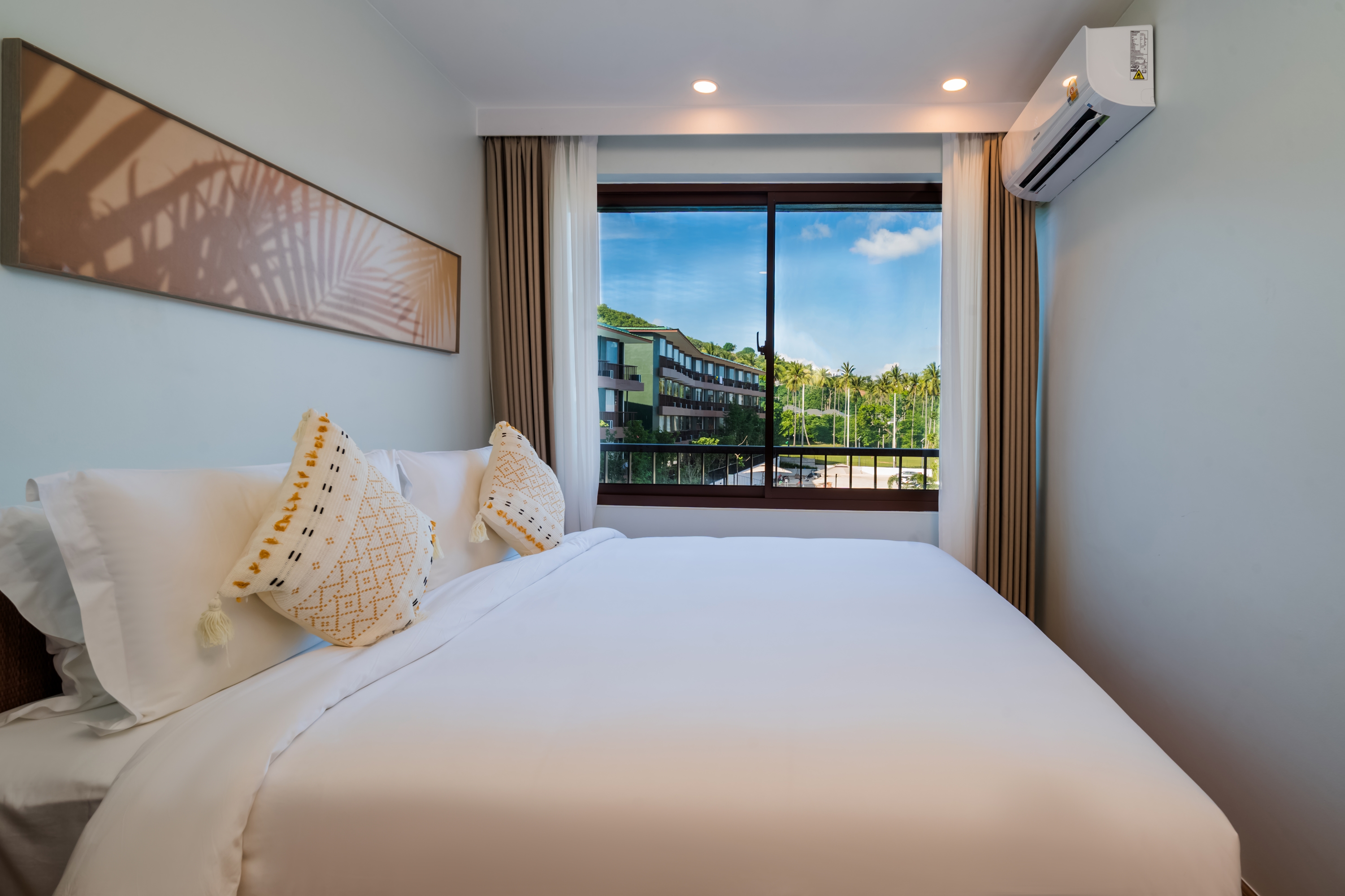 Guest room at the Wyndham Garden Samui Wing in Surat Thani, Other than US/Canada