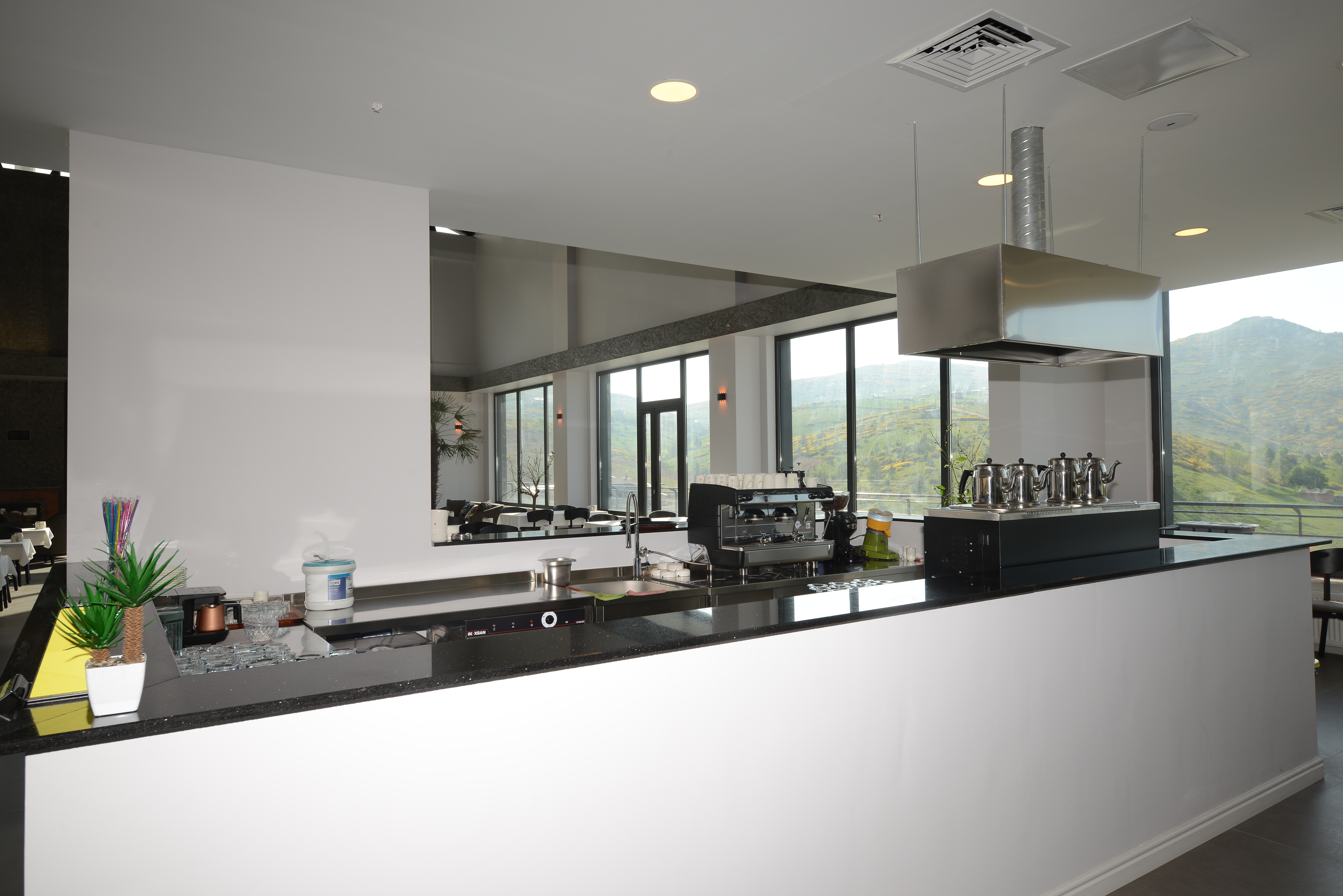 Bar at Wyndham Garden Cambasi in Ordu, Other than US/Canada