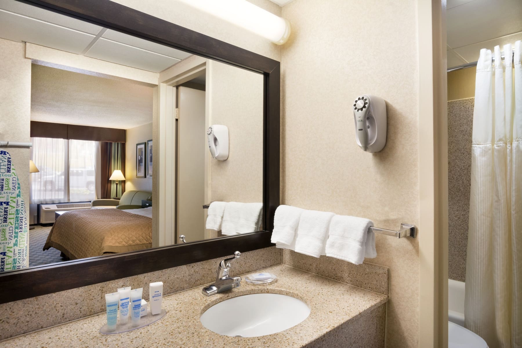 Guest room at the Wyndham Garden Lake Guntersville in Guntersville, Alabama