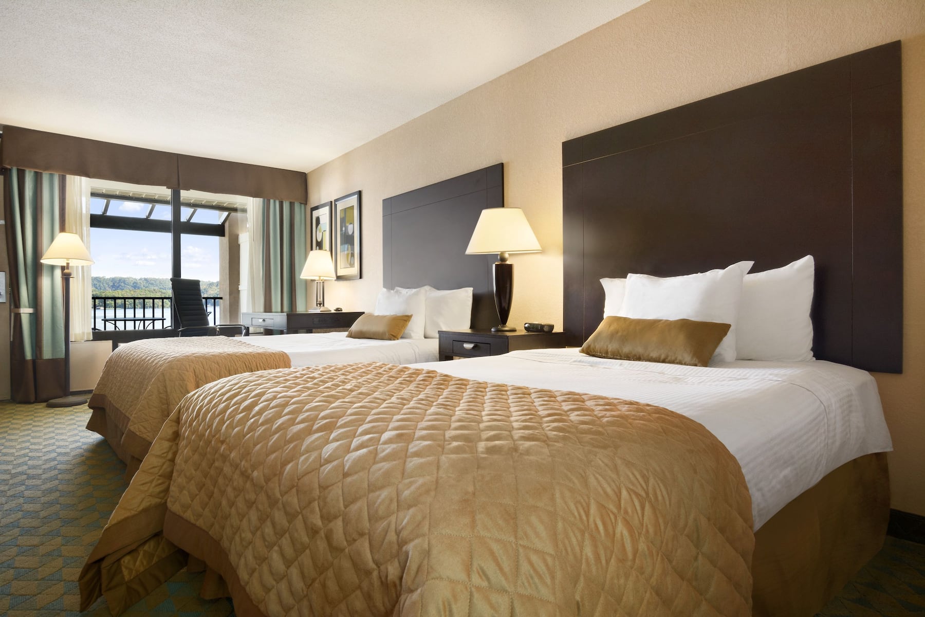 Guest room at the Wyndham Garden Lake Guntersville in Guntersville, Alabama