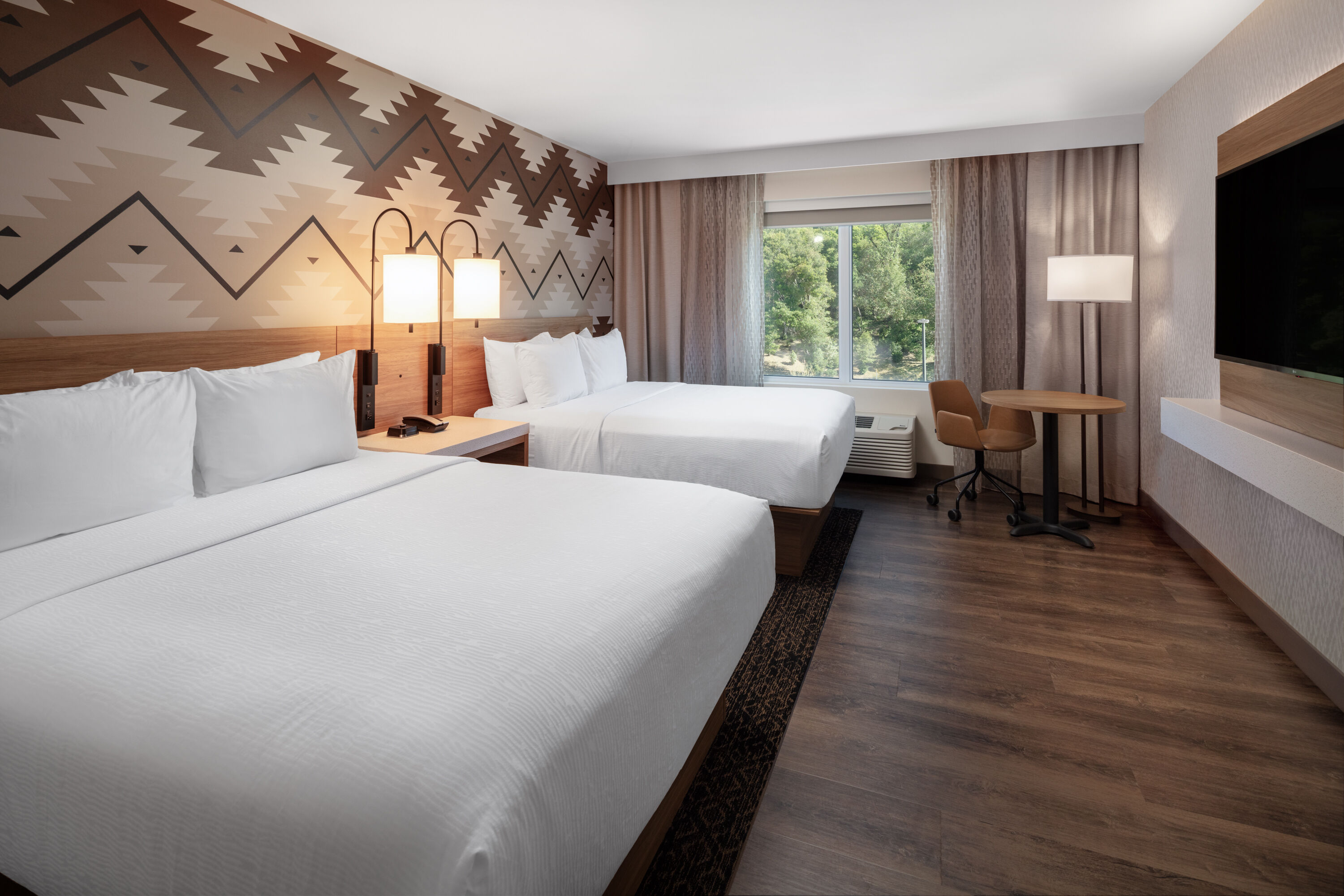 Guest room at the Wyndham Garden Redwood Valley/Ukiah in Redwood Valley, California