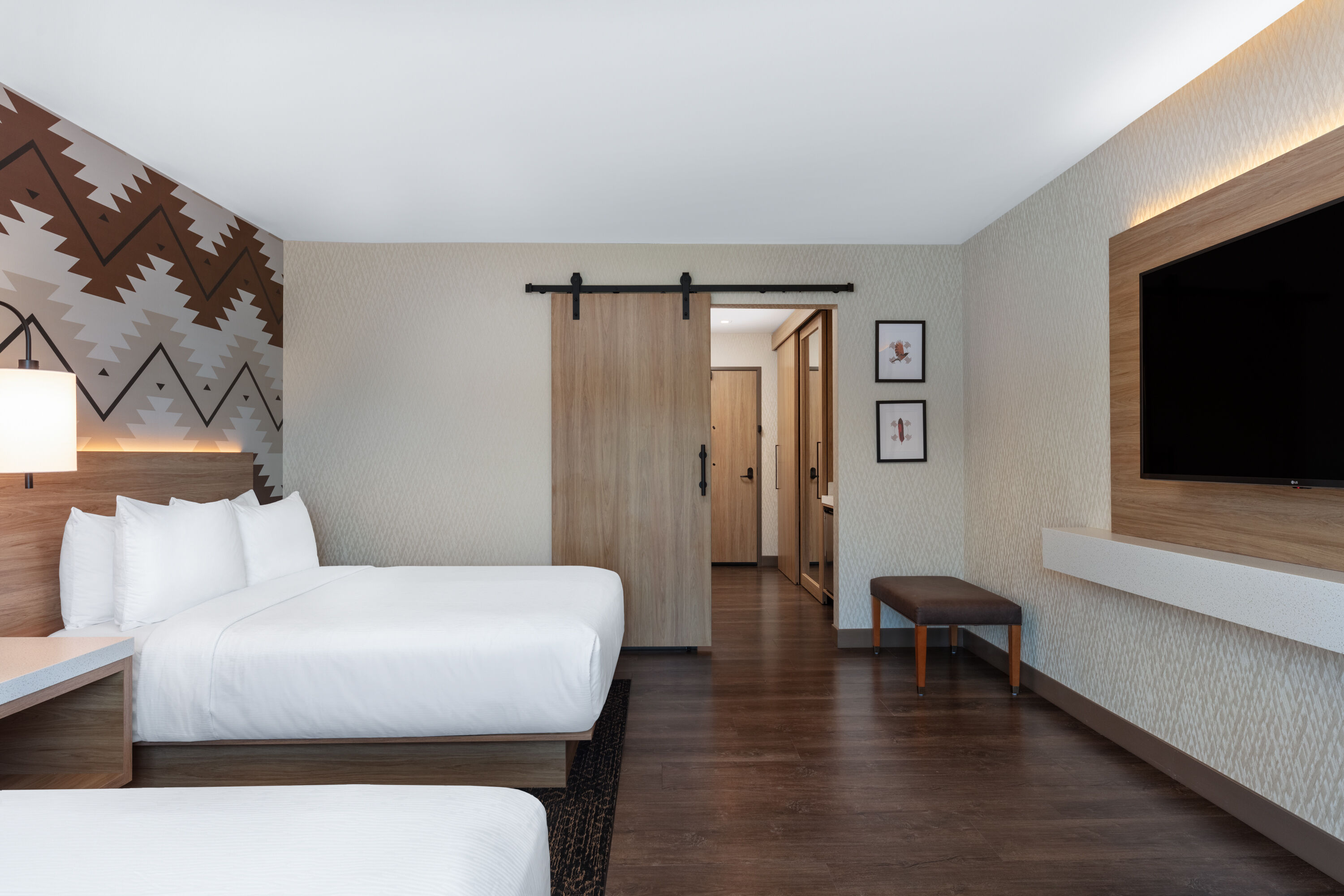 Guest room at the Wyndham Garden Redwood Valley/Ukiah in Redwood Valley, California