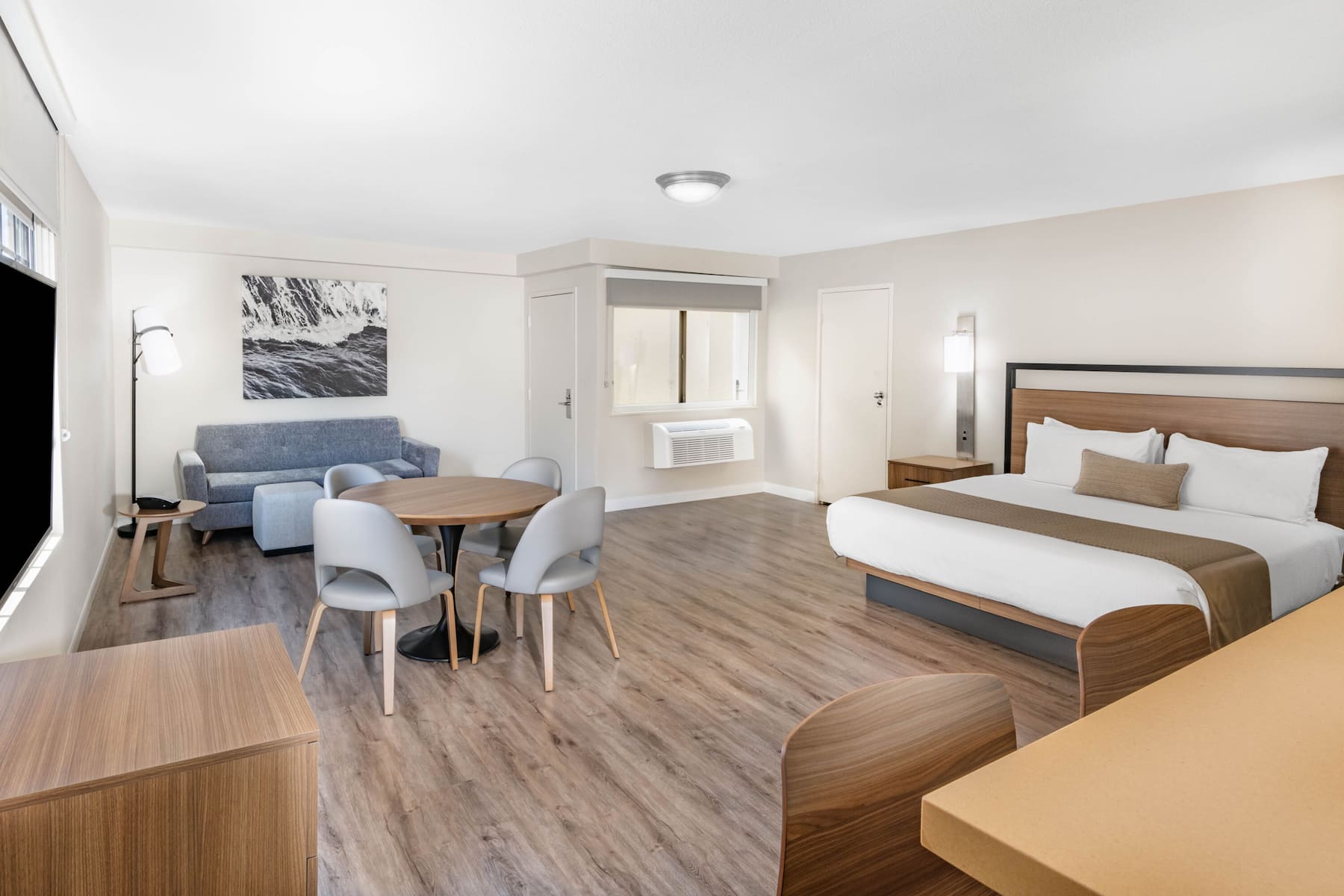 Wyndham Garden San Diego near SeaWorld suite in San Diego, California