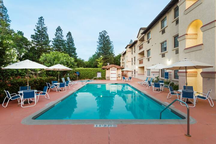 pool at the wyndham garden san jose silicon valley in san jose california - Wyndham Garden San Jose Airport pool at the wyndham garden san jose silicon valley in san jose california - Wyndham Garden San Jose Airport