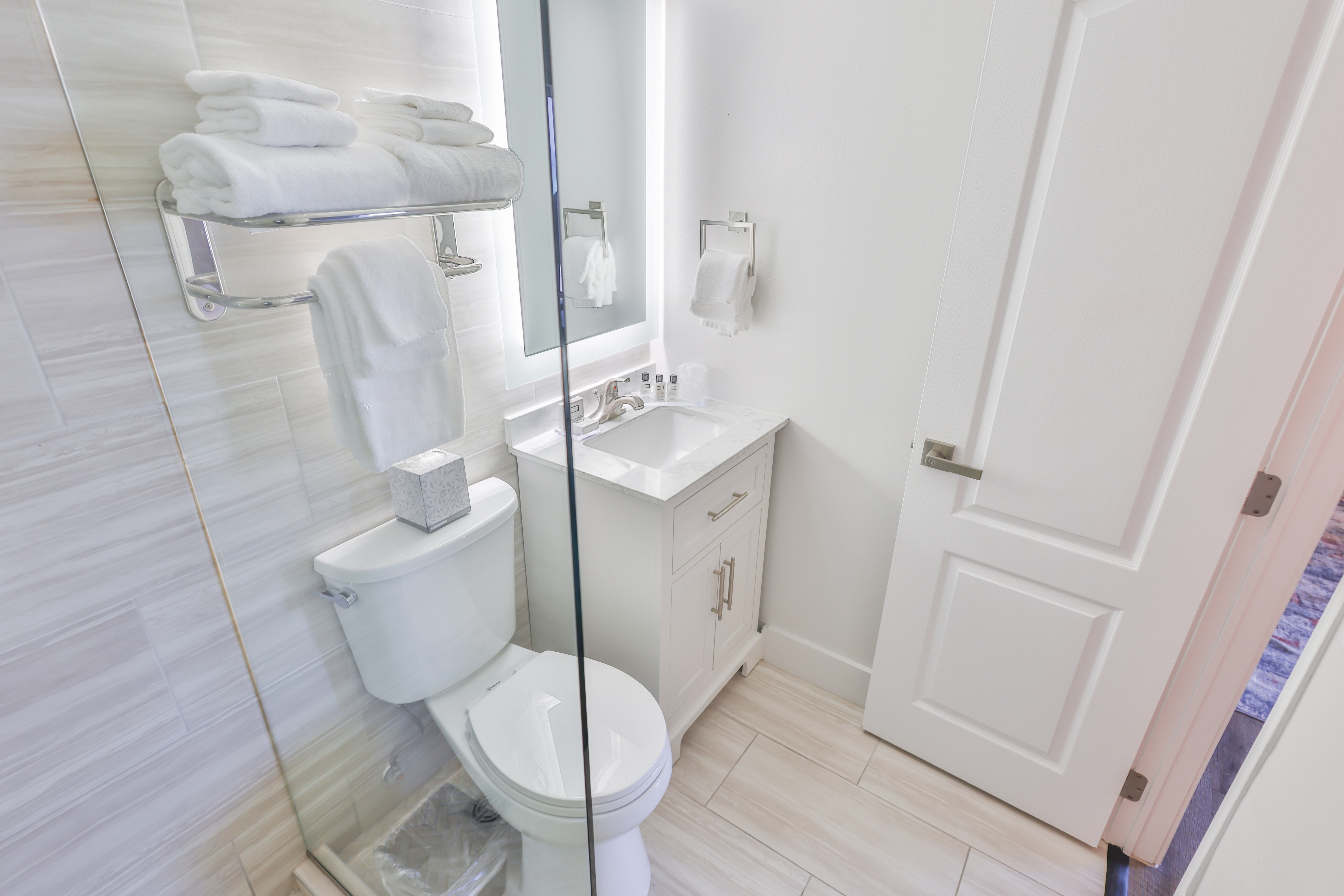 Guest room bath at the Wyndham Garden Fort Walton Beach Destin in Fort Walton Beach, Florida