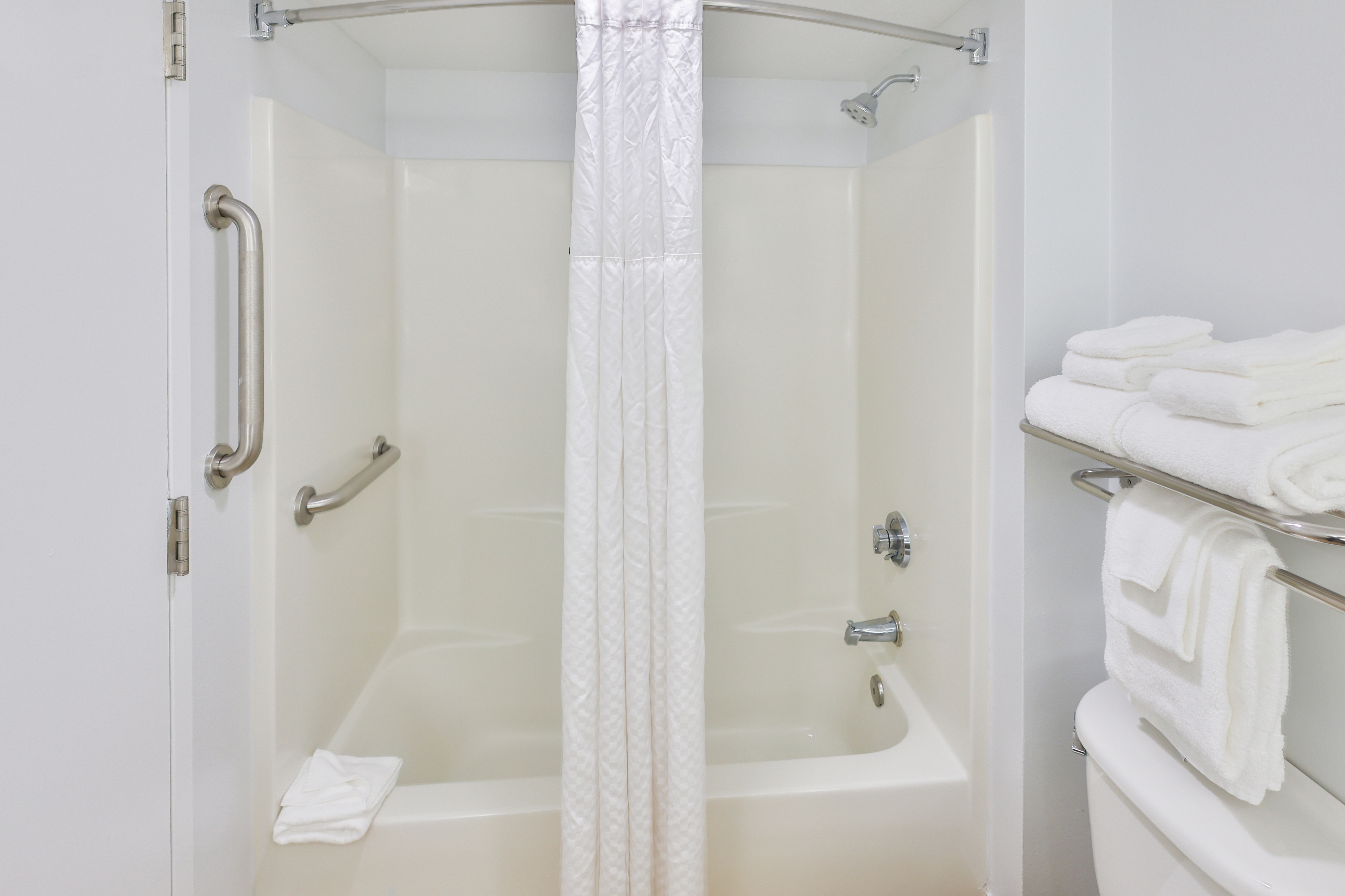 Guest room bath at the Wyndham Garden Fort Walton Beach Destin in Fort Walton Beach, Florida