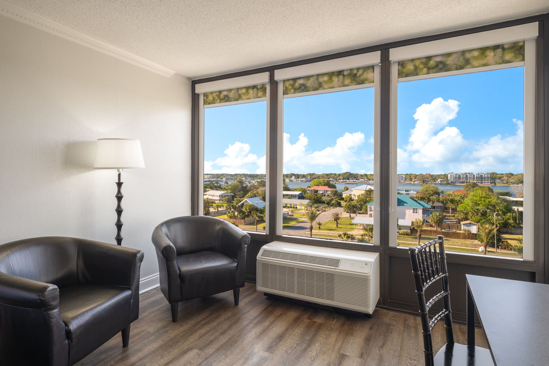 Guest room feature at the Wyndham Garden Fort Walton Beach Destin in Fort Walton Beach, Florida