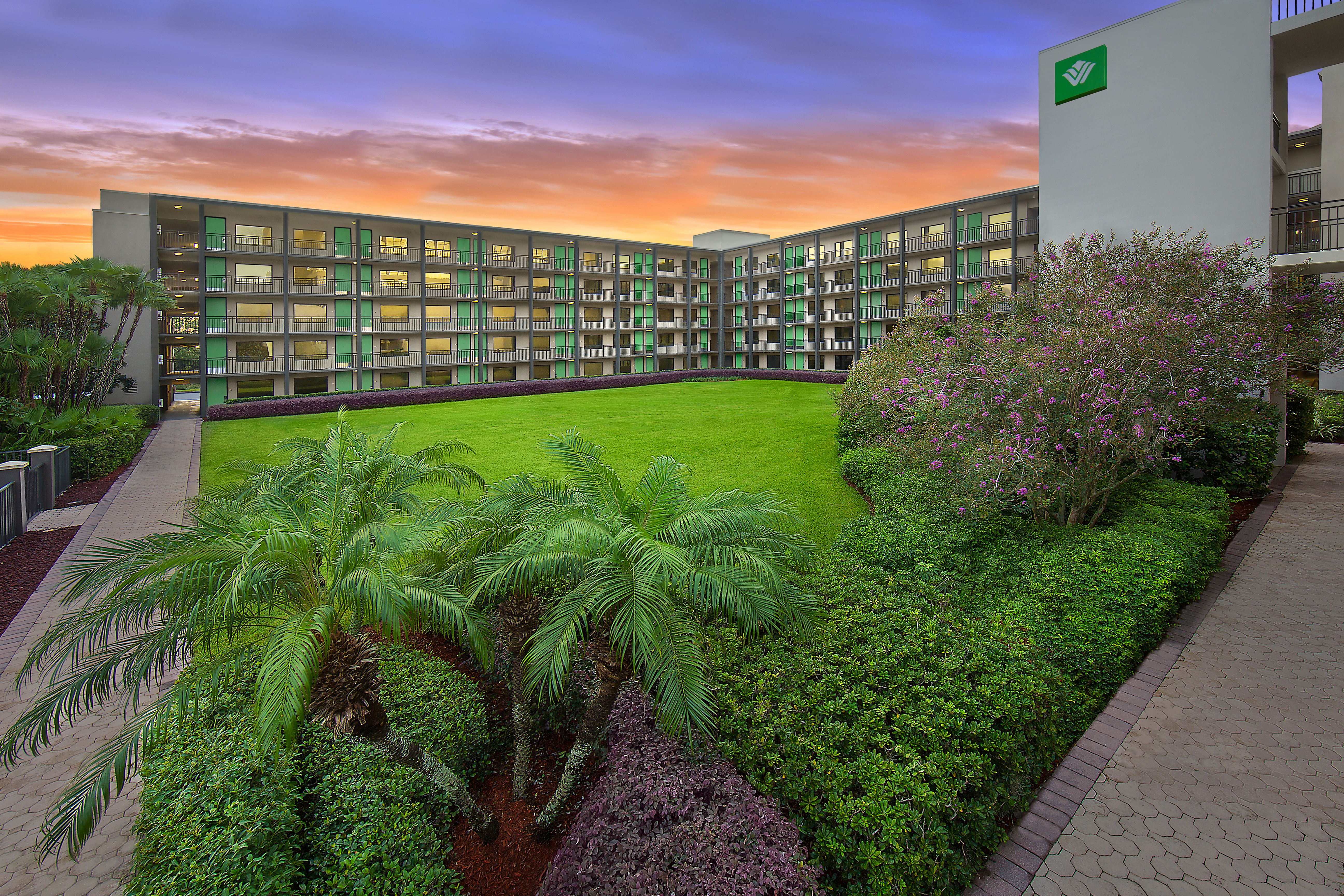 Wyndham Garden Lake Buena Vista Disney Springs Resort Area Lake