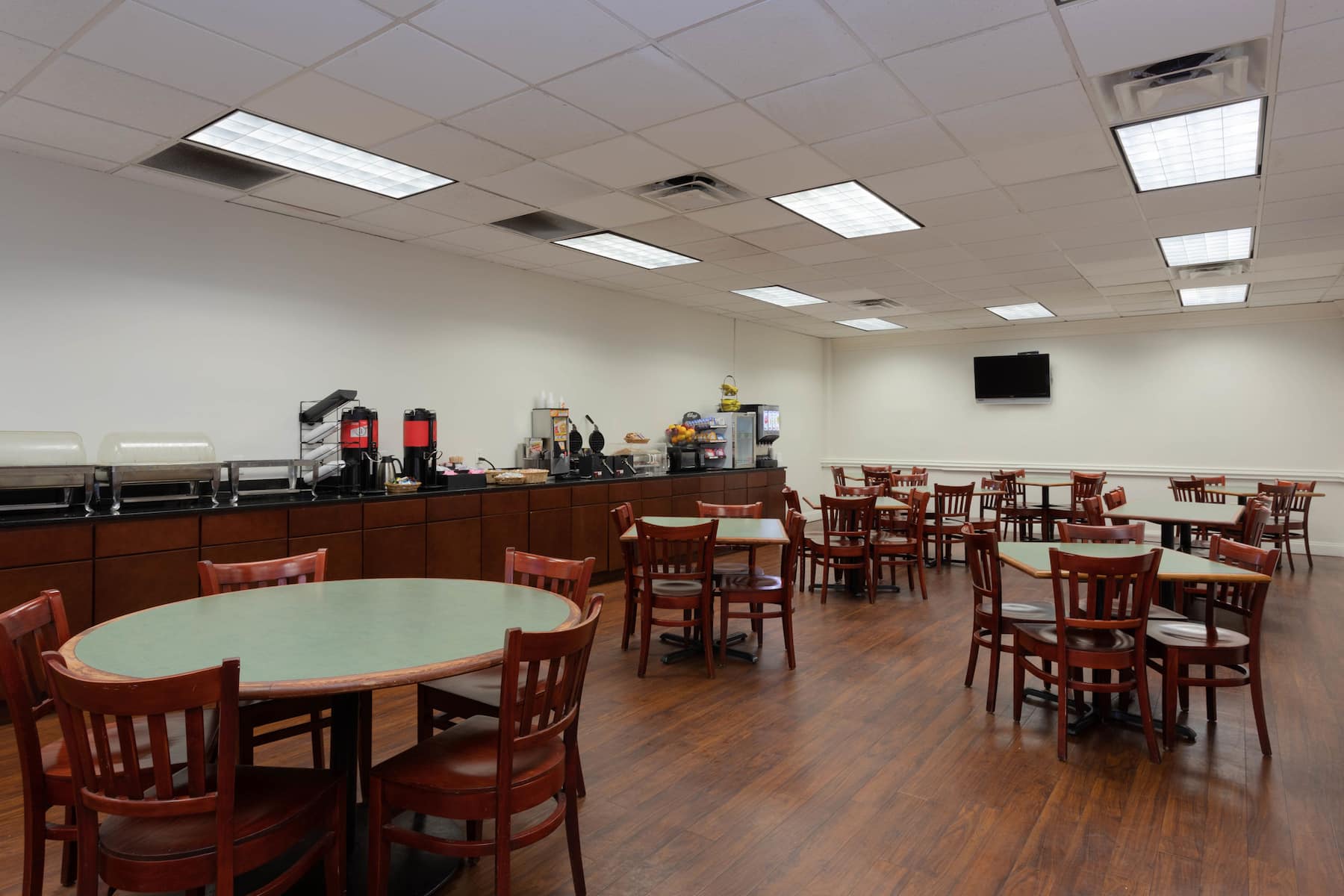 Free breakfast at Wyndham Garden Tallahassee Capitol in Tallahassee, Florida
