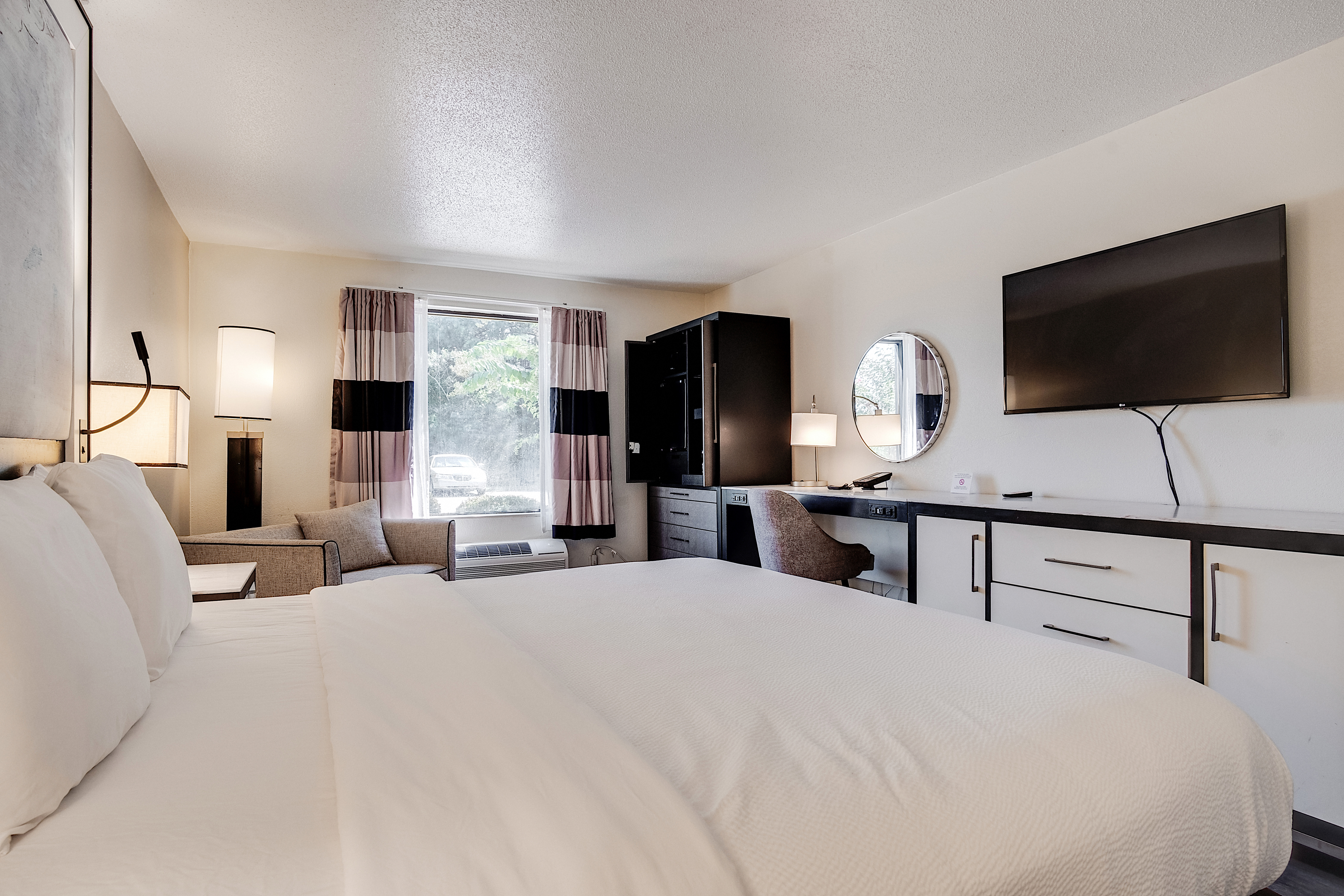 Guest room at the Clarks Inn Savannah Airport in Pooler, Georgia