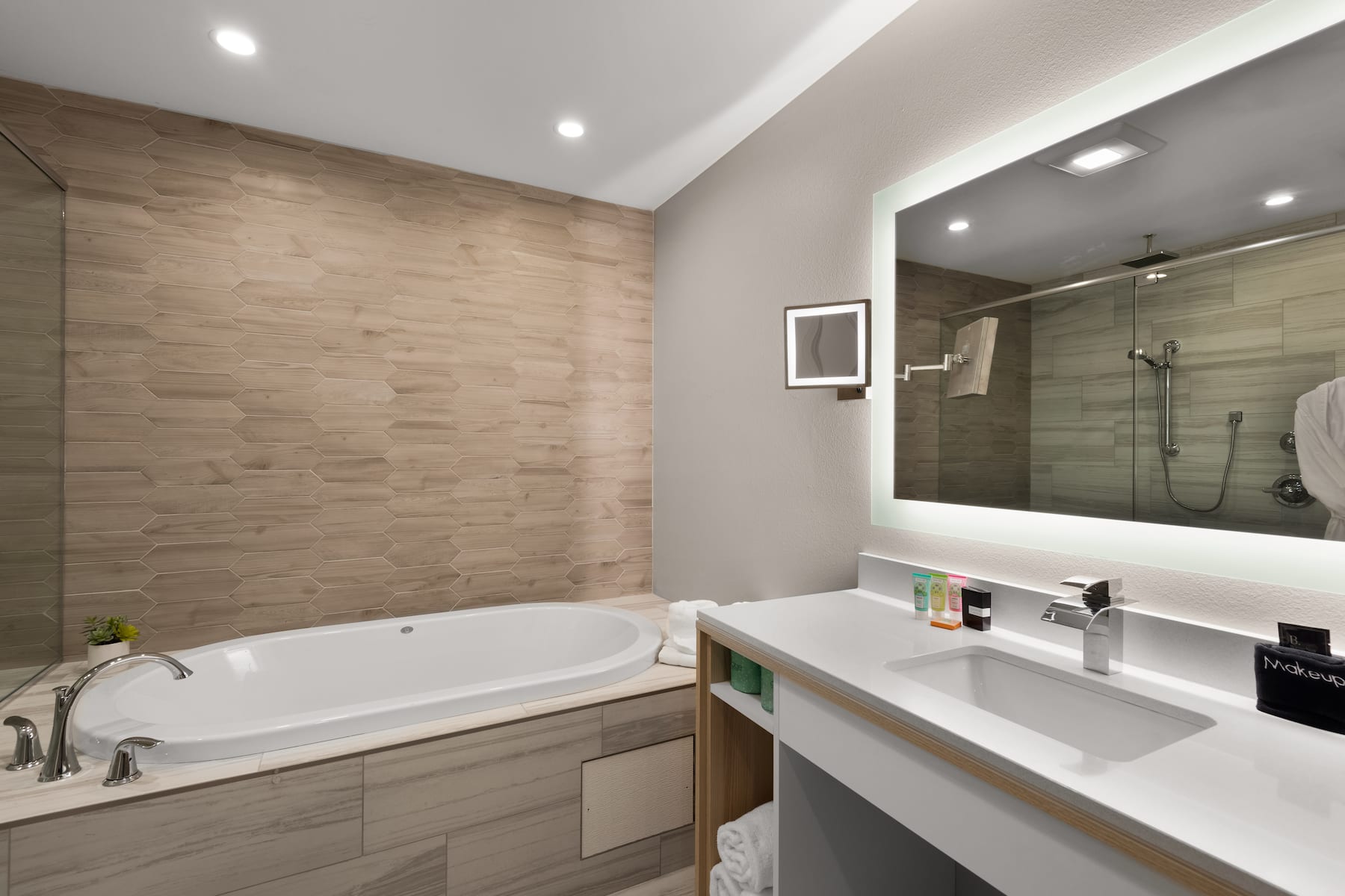 Guest room bath at the Wyndham Garden Galena Hotel & Day Spa in Galena, Illinois
