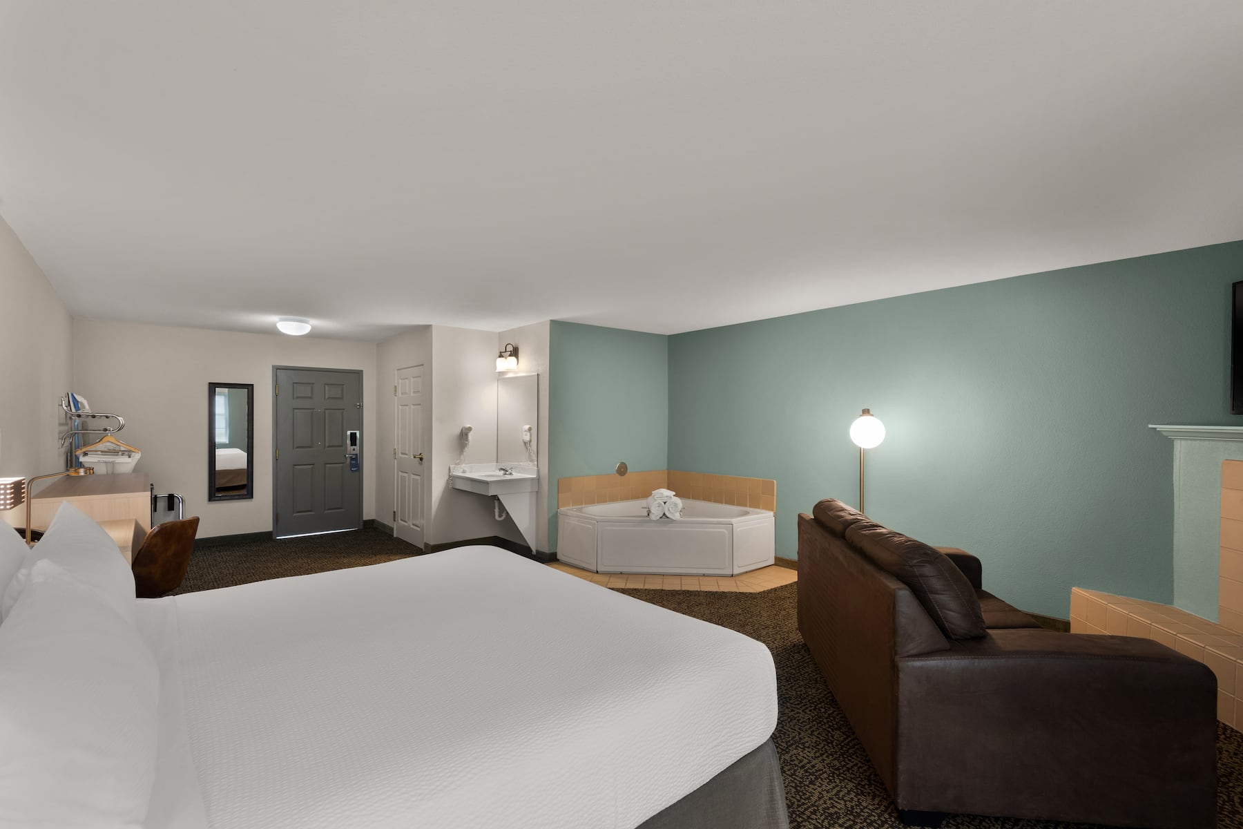 Guest room at the Wyndham Garden Galena Hotel & Day Spa in Galena, Illinois