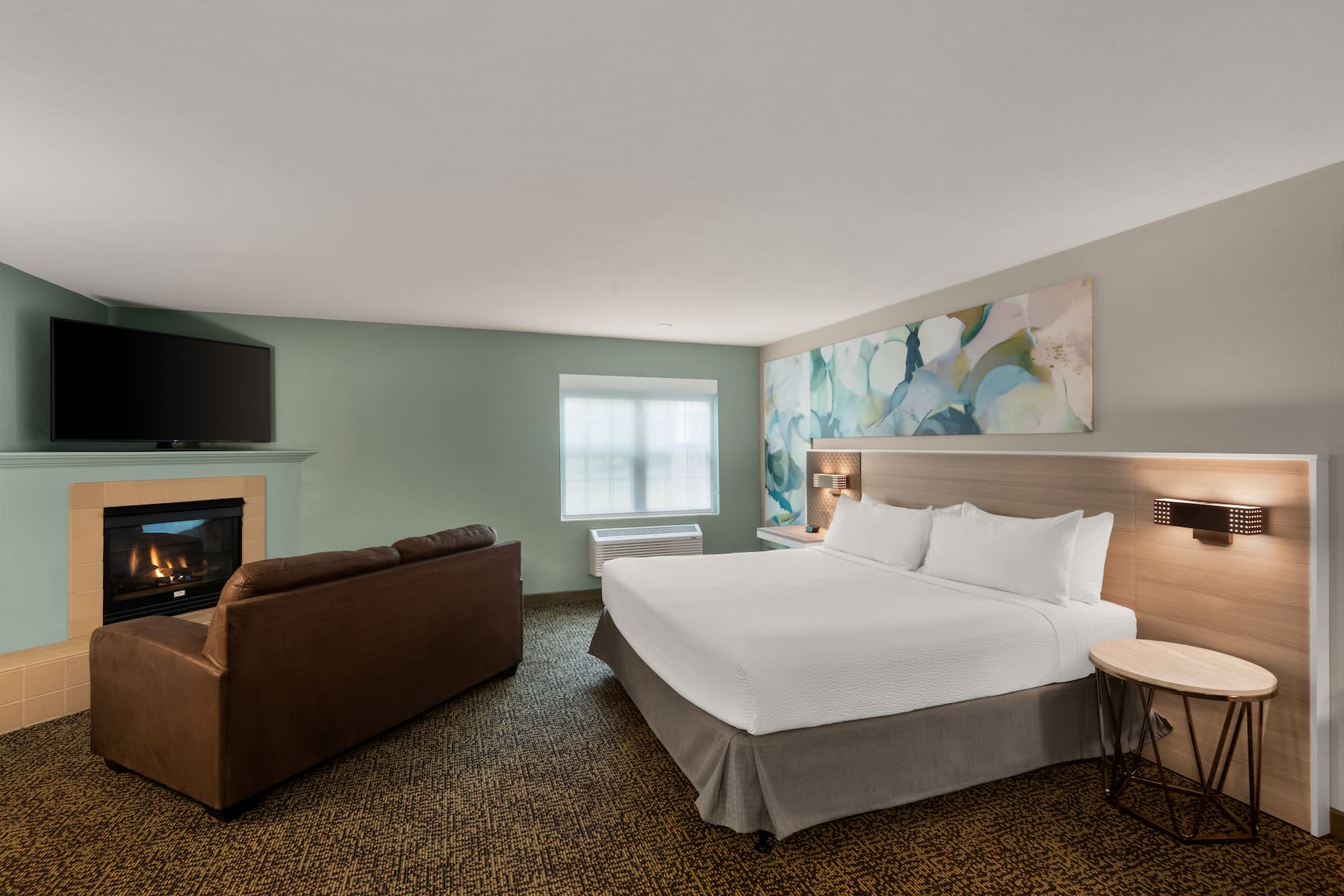 Guest room at the Wyndham Garden Galena Hotel & Day Spa in Galena, Illinois